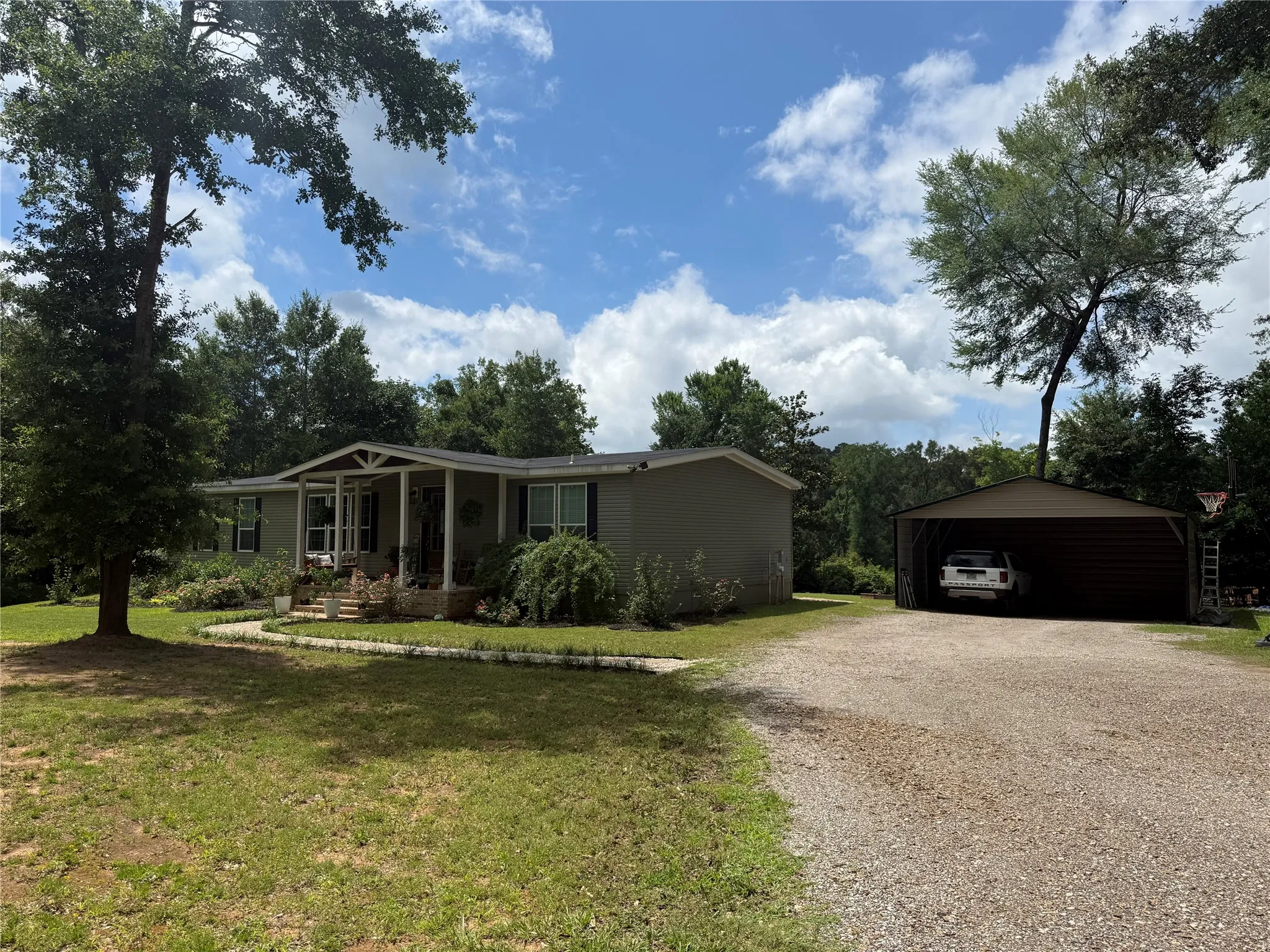 Single Family Residence For Sale in Cherokee County , 680 E 4th Street, Rusk, Texas 75785, 4 Bedroom, 2 Bathroom, Garage spaces, 2,100 Sqft, built in 2022, mls#21306488, Real Estate Agent in Rusk, Homes For Sale in Cherokee county, Homes For Sale in Rusk, Realtor in Rusk Texas, Real Estate Brokerage Independent Realty Texas, Luminita Cordes Realtor