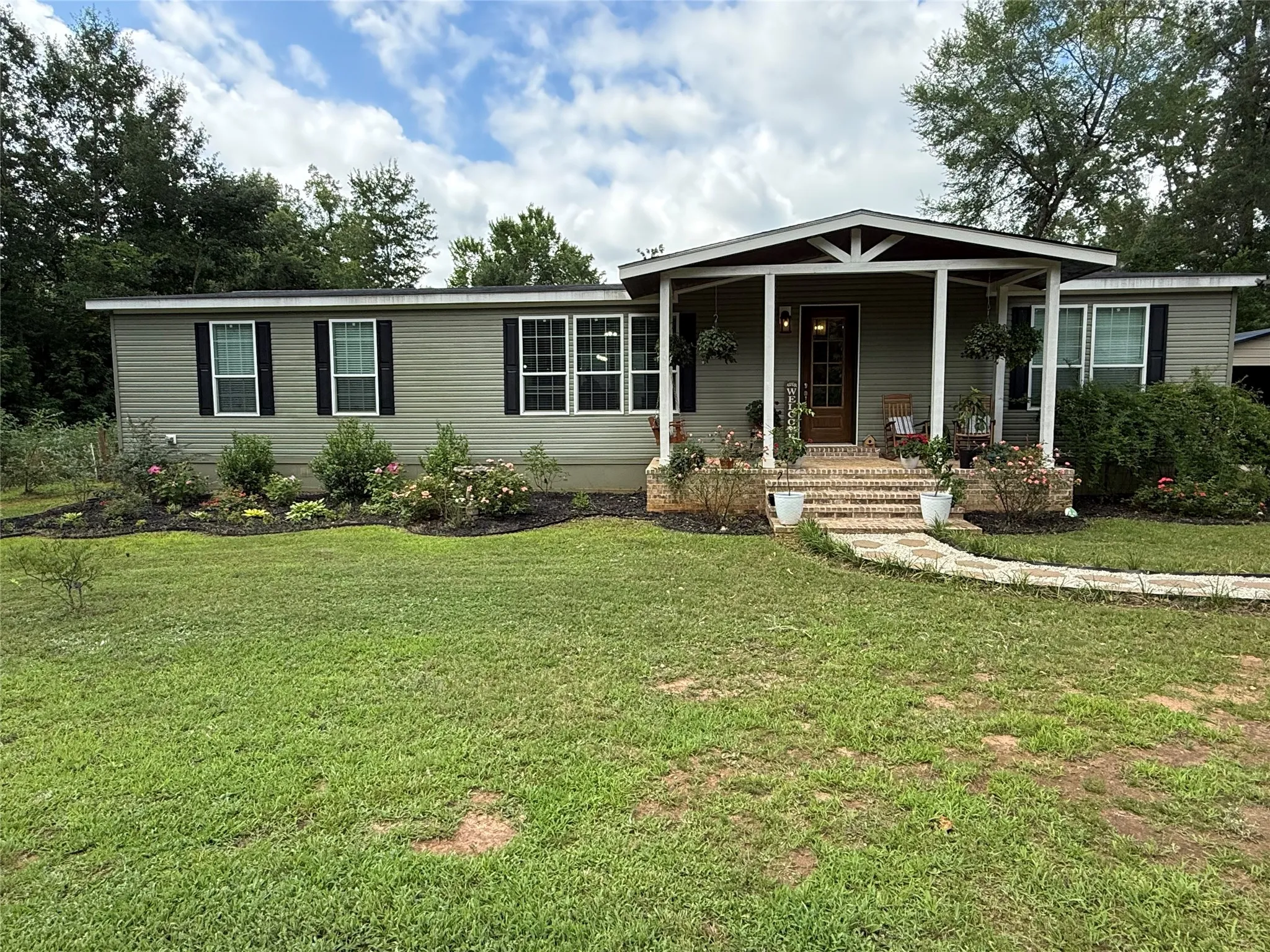 Single Family Residence For Sale in Cherokee County , 680 E 4th Street, Rusk, Texas 75785, 4 Bedroom, 2 Bathroom, Garage spaces, 2,100 Sqft, built in 2022, mls#21306488, Real Estate Agent in Rusk, Homes For Sale in Cherokee county, Homes For Sale in Rusk, Realtor in Rusk Texas, Real Estate Brokerage Independent Realty Texas, Luminita Cordes Realtor