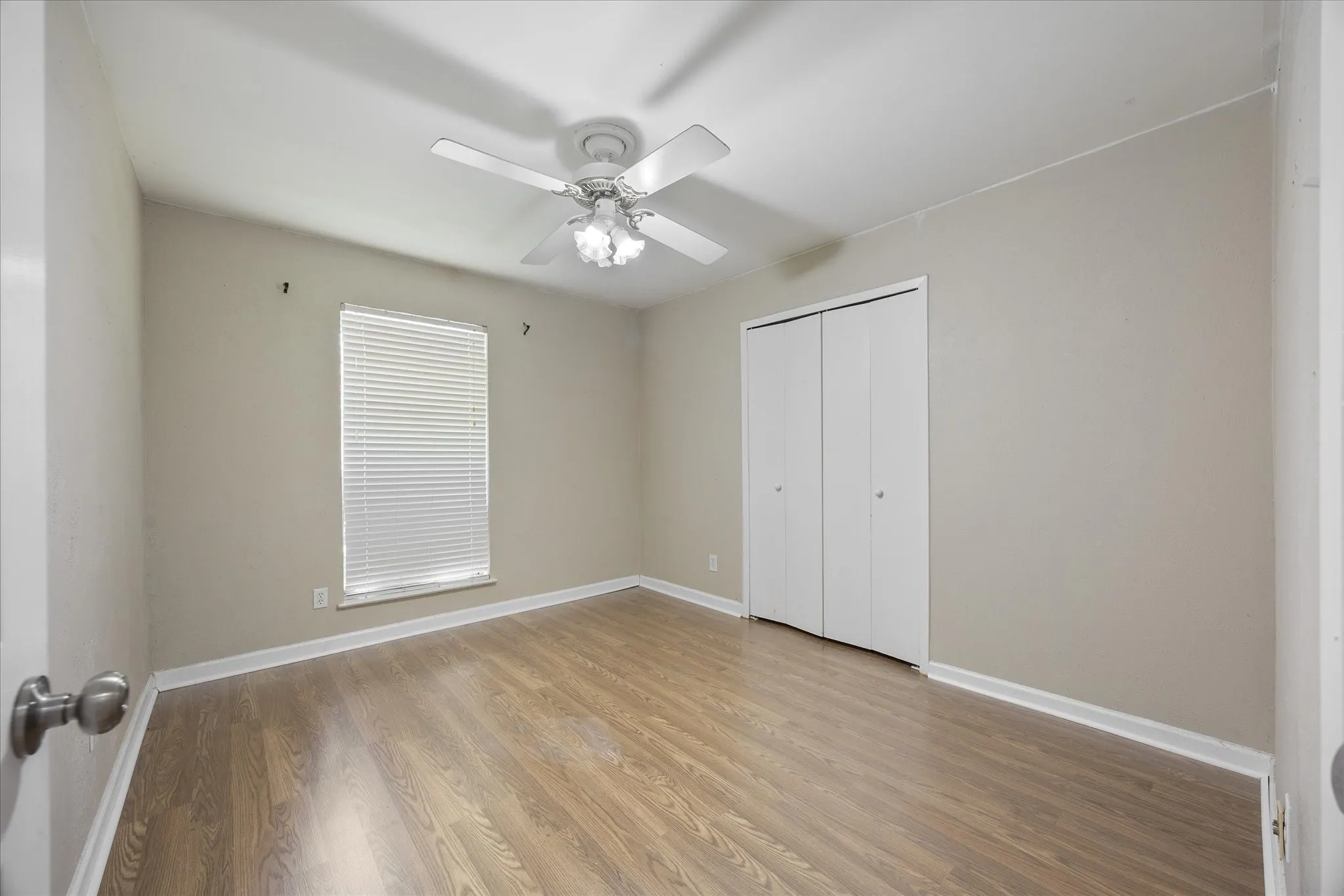 Single Family Residence For Rent in Dallas County , 2413 Village Green Drive, Garland, Texas 75044, 3 Bedroom, 2 Bathroom, 2 Garage spaces, 1,636 Sqft, built in 1974, mls#21306479, Real Estate Agent in Garland, Homes For Rent in Dallas county, Homes For Rent in Garland, Realtor in Garland Texas, Real Estate Brokerage Independent Realty Texas, Luminita Cordes Realtor