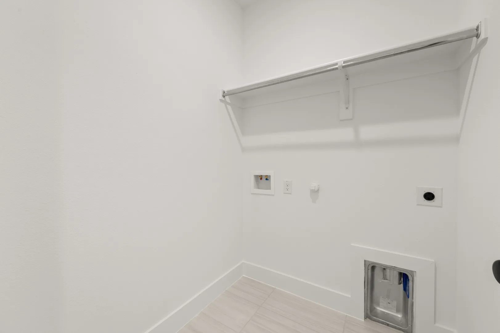 17261 Oxborough- Utiltiy-1