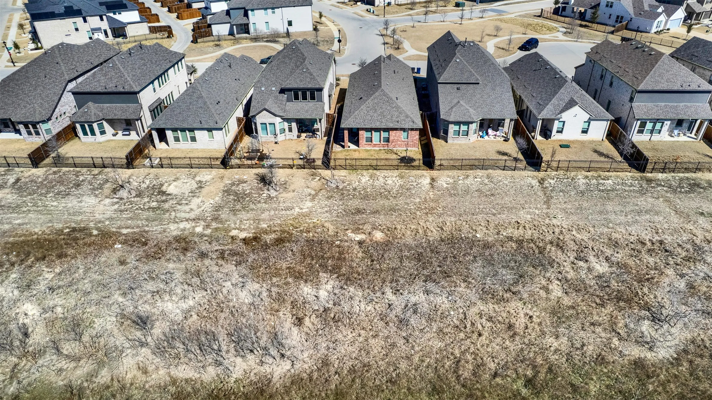 Single Family Residence For Sale in Collin County , 720 Skyview Court, Celina, Texas 75009, 3 Bedroom, 2 Bathroom, 2 Garage spaces, 1,739 Sqft, built in 2023, mls#21304197, Real Estate Agent in Celina, Homes For Sale in Collin county, Homes For Sale in Celina, Realtor in Celina Texas, Real Estate Brokerage Independent Realty Texas, Luminita Cordes Realtor