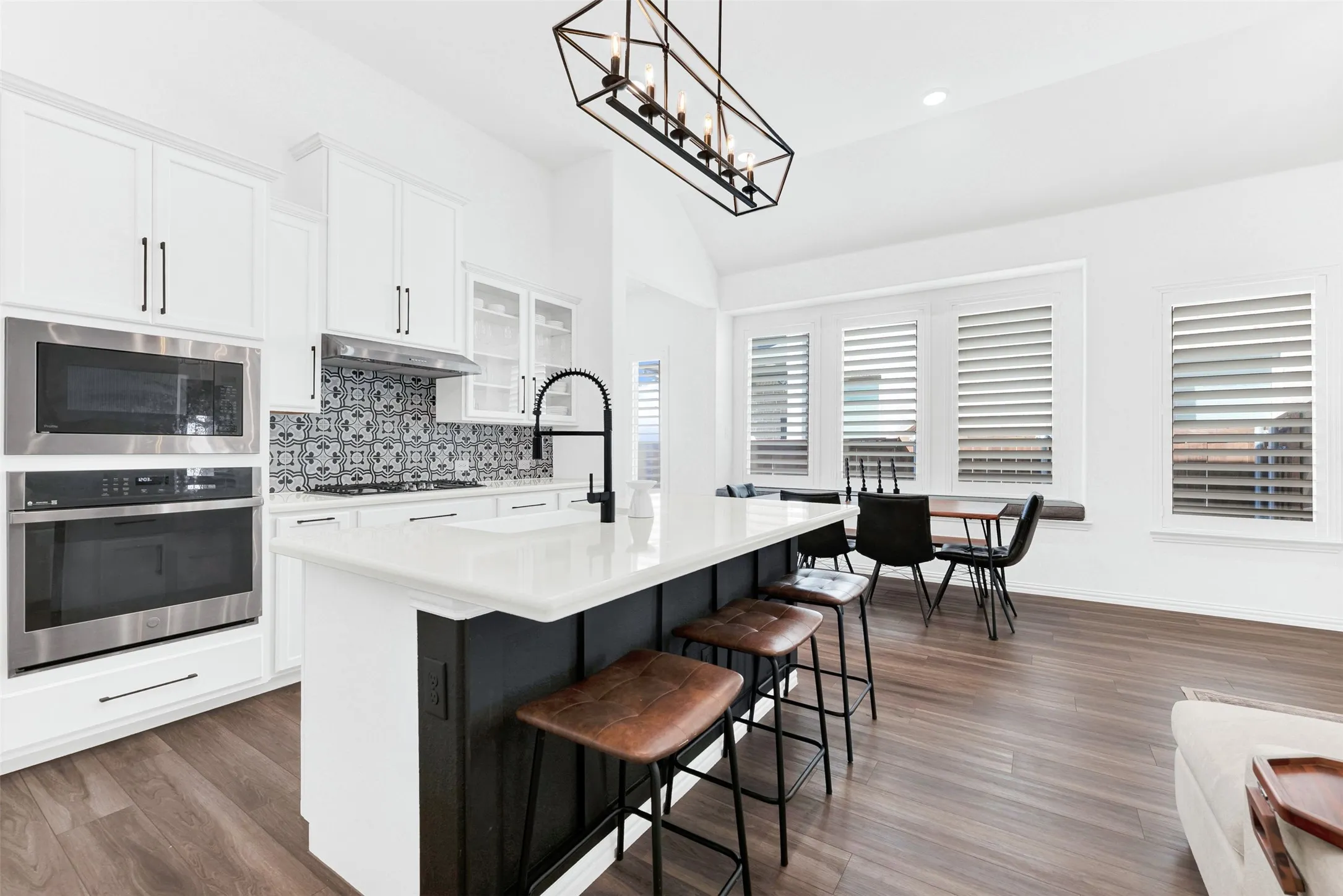Single Family Residence For Sale in Collin County , 720 Skyview Court, Celina, Texas 75009, 3 Bedroom, 2 Bathroom, 2 Garage spaces, 1,739 Sqft, built in 2023, mls#21304197, Real Estate Agent in Celina, Homes For Sale in Collin county, Homes For Sale in Celina, Realtor in Celina Texas, Real Estate Brokerage Independent Realty Texas, Luminita Cordes Realtor