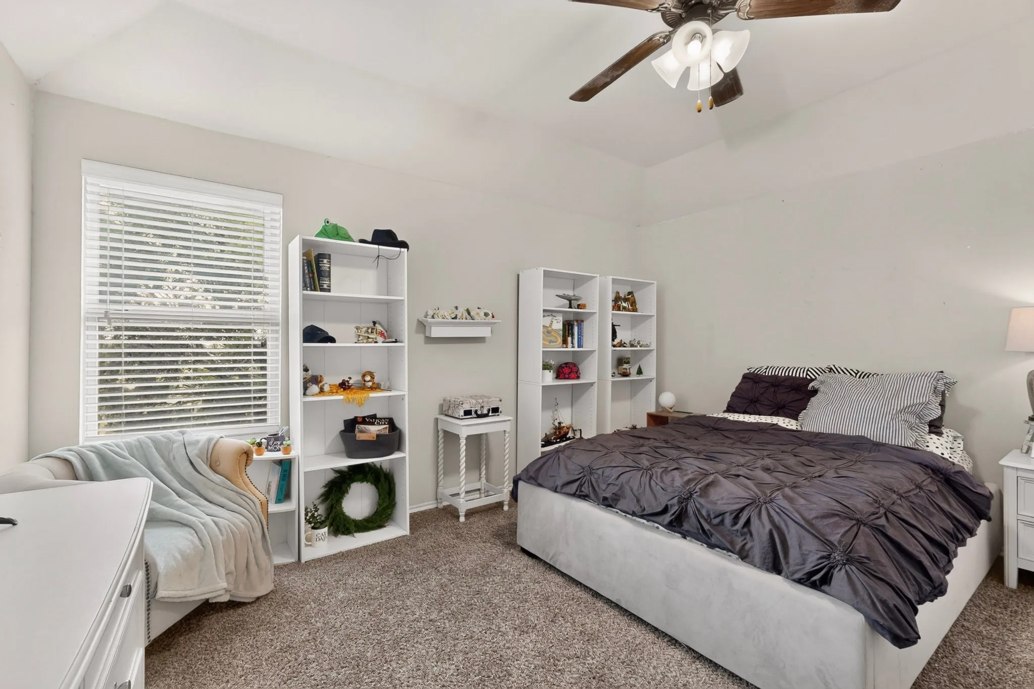 Single Family Residence For Sale in Collin County , 201 Sandy Creek Way, Mc Kinney, Texas 75072, 5 Bedroom, 4 Bathroom, 2 Garage spaces, 3,289 Sqft, built in 2014, mls#21304243, Real Estate Agent in Mc Kinney, Homes For Sale in Collin county, Homes For Sale in Mc Kinney, Realtor in Mc Kinney Texas, Real Estate Brokerage Independent Realty Texas, Luminita Cordes Realtor
