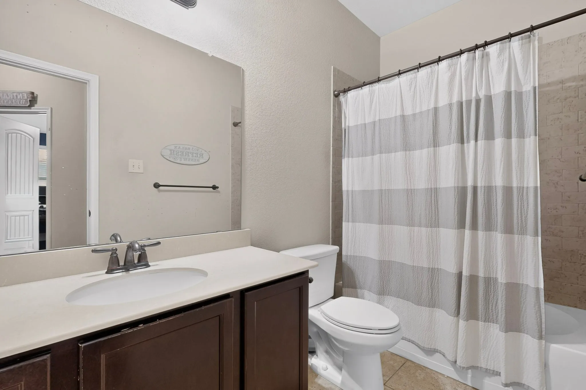 Single Family Residence For Sale in Collin County , 201 Sandy Creek Way, Mc Kinney, Texas 75072, 5 Bedroom, 4 Bathroom, 2 Garage spaces, 3,289 Sqft, built in 2014, mls#21304243, Real Estate Agent in Mc Kinney, Homes For Sale in Collin county, Homes For Sale in Mc Kinney, Realtor in Mc Kinney Texas, Real Estate Brokerage Independent Realty Texas, Luminita Cordes Realtor