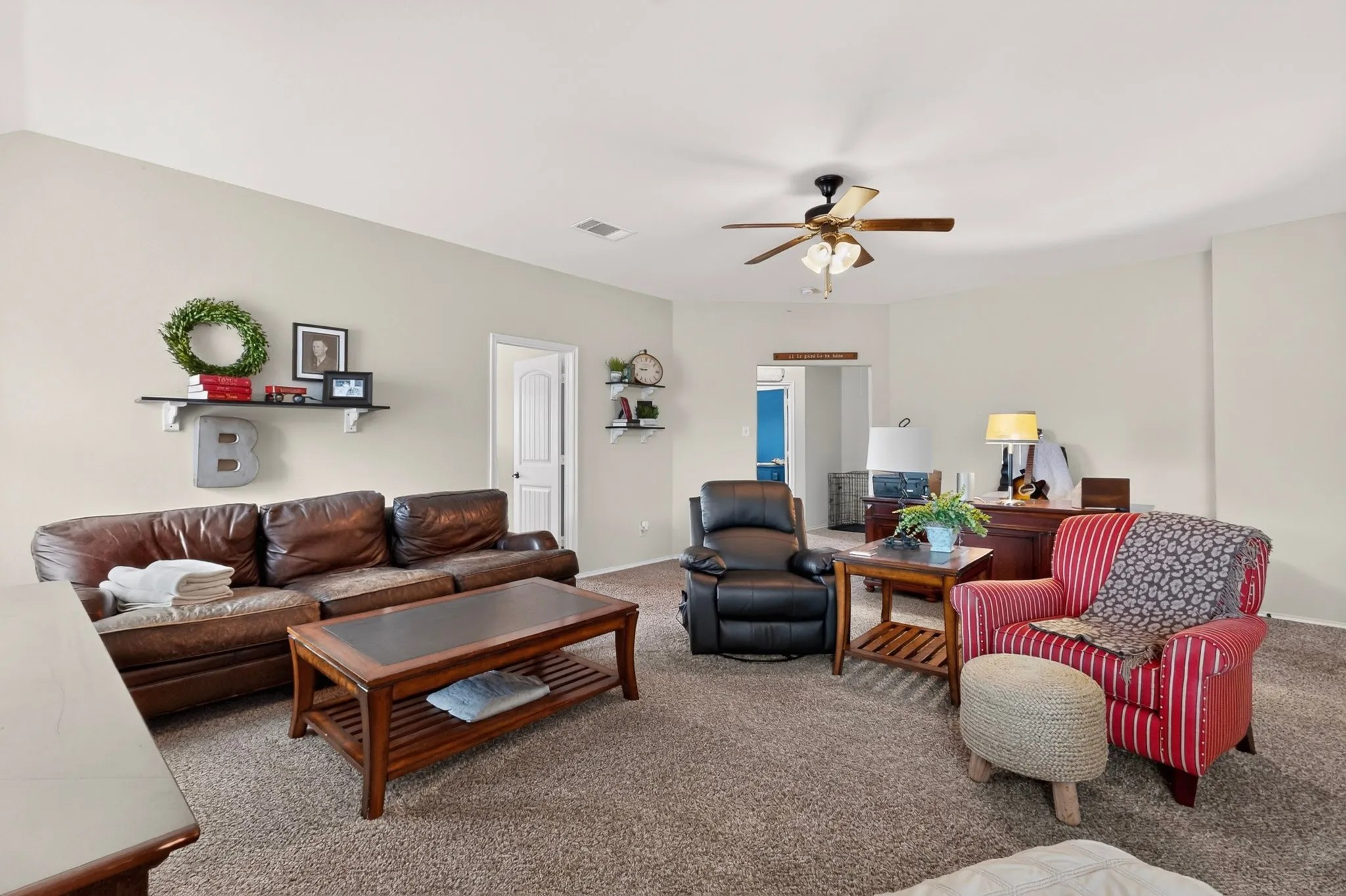 Single Family Residence For Sale in Collin County , 201 Sandy Creek Way, Mc Kinney, Texas 75072, 5 Bedroom, 4 Bathroom, 2 Garage spaces, 3,289 Sqft, built in 2014, mls#21304243, Real Estate Agent in Mc Kinney, Homes For Sale in Collin county, Homes For Sale in Mc Kinney, Realtor in Mc Kinney Texas, Real Estate Brokerage Independent Realty Texas, Luminita Cordes Realtor