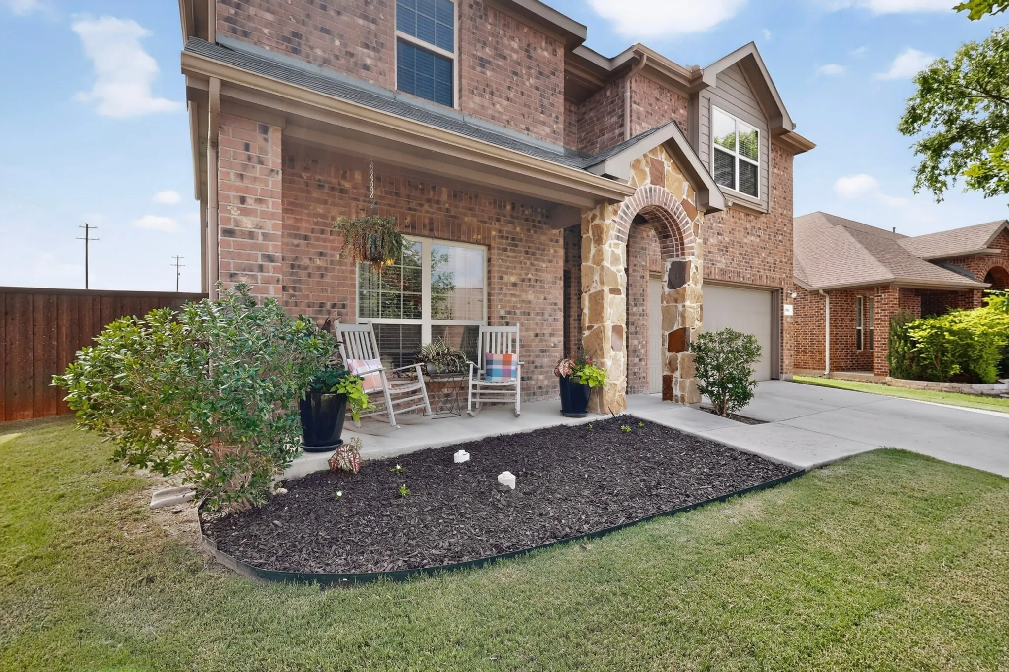 Single Family Residence For Sale in Collin County , 201 Sandy Creek Way, Mc Kinney, Texas 75072, 5 Bedroom, 4 Bathroom, 2 Garage spaces, 3,289 Sqft, built in 2014, mls#21304243, Real Estate Agent in Mc Kinney, Homes For Sale in Collin county, Homes For Sale in Mc Kinney, Realtor in Mc Kinney Texas, Real Estate Brokerage Independent Realty Texas, Luminita Cordes Realtor