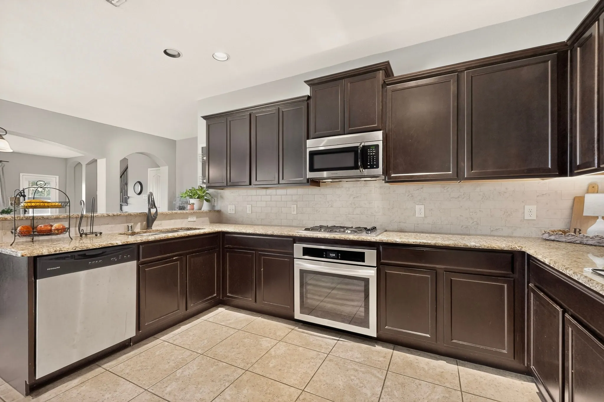 Single Family Residence For Sale in Collin County , 201 Sandy Creek Way, Mc Kinney, Texas 75072, 5 Bedroom, 4 Bathroom, 2 Garage spaces, 3,289 Sqft, built in 2014, mls#21304243, Real Estate Agent in Mc Kinney, Homes For Sale in Collin county, Homes For Sale in Mc Kinney, Realtor in Mc Kinney Texas, Real Estate Brokerage Independent Realty Texas, Luminita Cordes Realtor