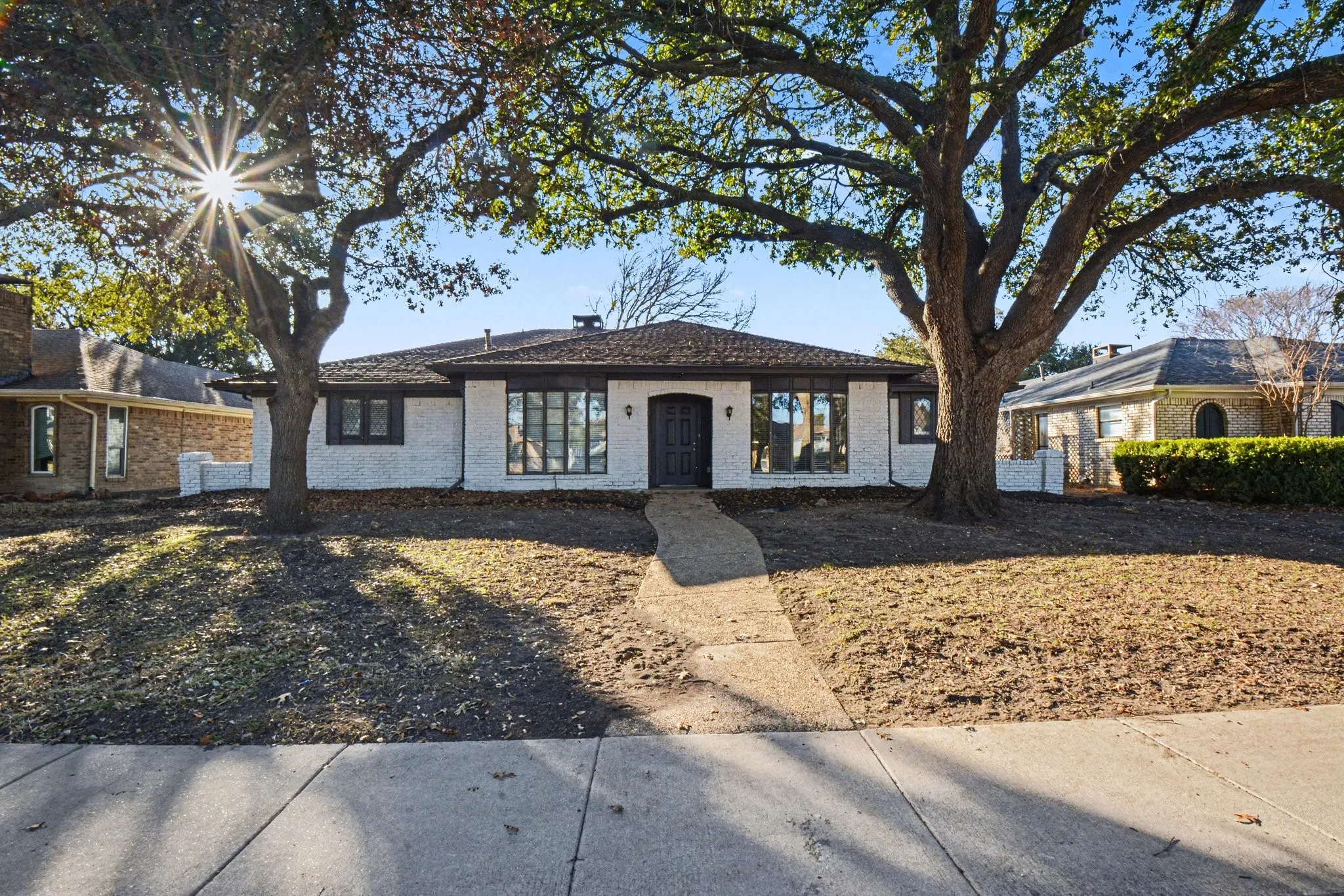 Single Family Residence For Sale in Collin County , 2313 Daybreak Trail, Plano, Texas 75093, 3 Bedroom, 2 Bathroom, 2 Garage spaces, 2,207 Sqft, built in 1979, mls#21306442, Real Estate Agent in Plano, Homes For Sale in Collin county, Homes For Sale in Plano, Realtor in Plano Texas, Real Estate Brokerage Independent Realty Texas, Luminita Cordes Realtor