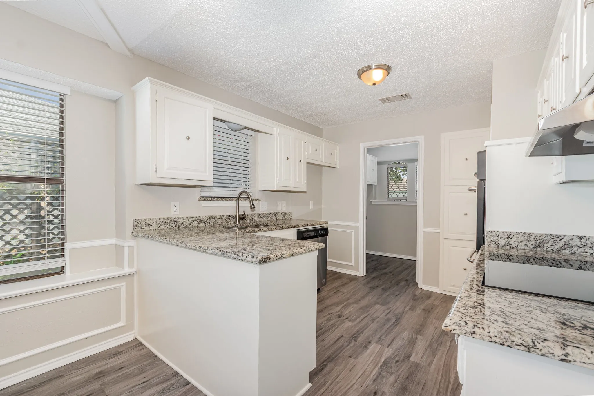 Single Family Residence For Sale in Collin County , 2313 Daybreak Trail, Plano, Texas 75093, 3 Bedroom, 2 Bathroom, 2 Garage spaces, 2,207 Sqft, built in 1979, mls#21306442, Real Estate Agent in Plano, Homes For Sale in Collin county, Homes For Sale in Plano, Realtor in Plano Texas, Real Estate Brokerage Independent Realty Texas, Luminita Cordes Realtor