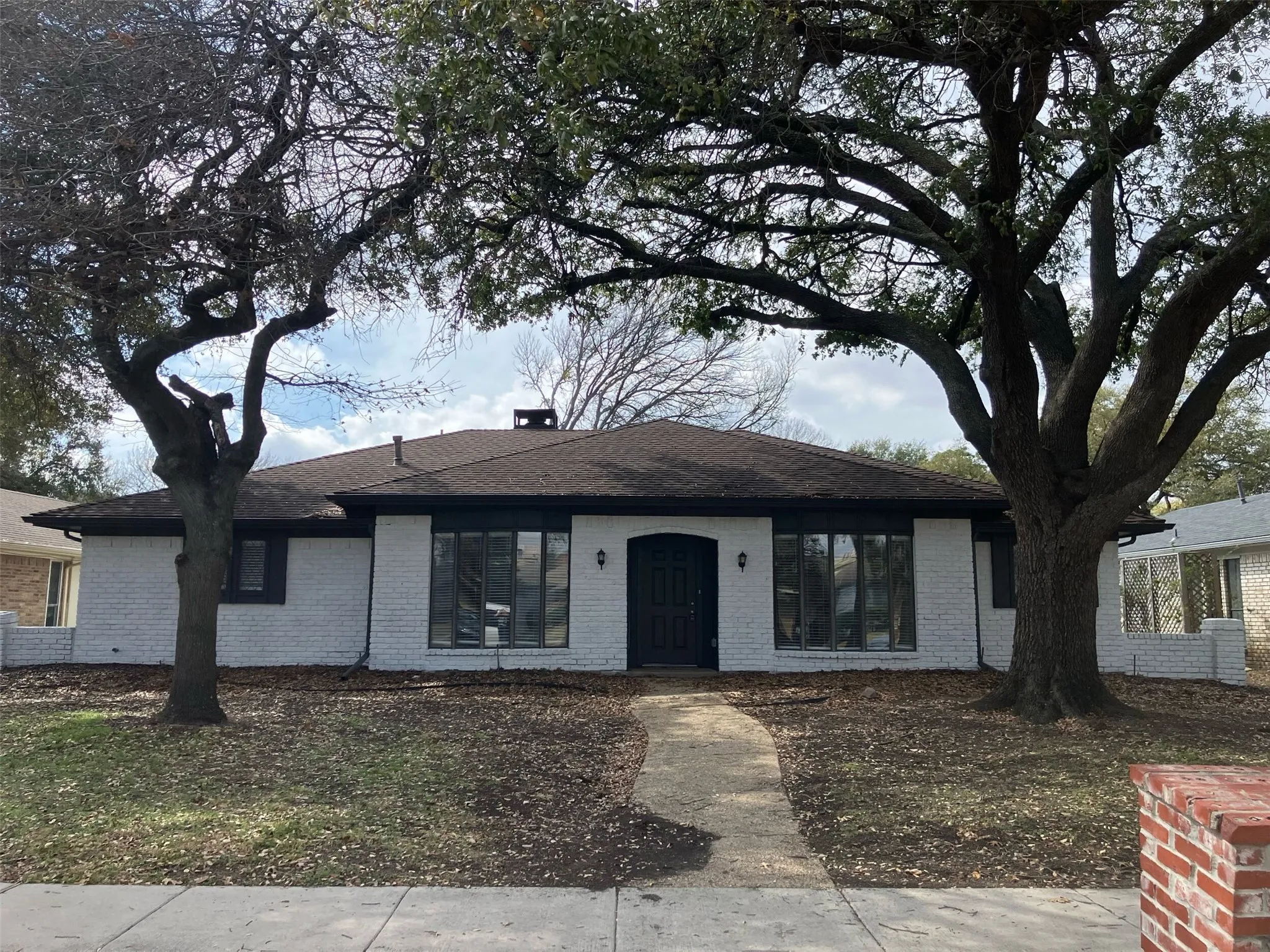 Single Family Residence For Sale in Collin County , 2313 Daybreak Trail, Plano, Texas 75093, 3 Bedroom, 2 Bathroom, 2 Garage spaces, 2,207 Sqft, built in 1979, mls#21306442, Real Estate Agent in Plano, Homes For Sale in Collin county, Homes For Sale in Plano, Realtor in Plano Texas, Real Estate Brokerage Independent Realty Texas, Luminita Cordes Realtor