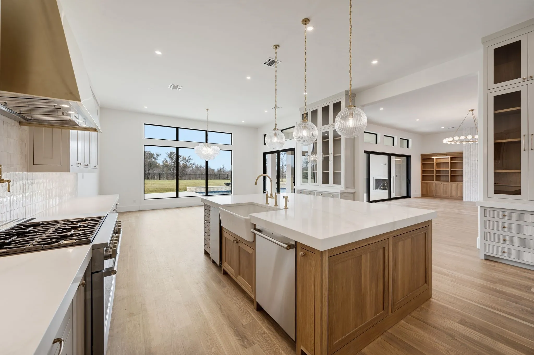 Single Family Residence For Sale in Tarrant County , 10621 Arrowhead Point Drive, Fort Worth, Texas 76179, 6 Bedroom, 7 Bathroom, 3 Garage spaces, 6,764 Sqft, built in 2026, mls#21306547, Real Estate Agent in Fort Worth, Homes For Sale in Tarrant county, Homes For Sale in Fort Worth, Realtor in Fort Worth Texas, Real Estate Brokerage Independent Realty Texas, Luminita Cordes Realtor
