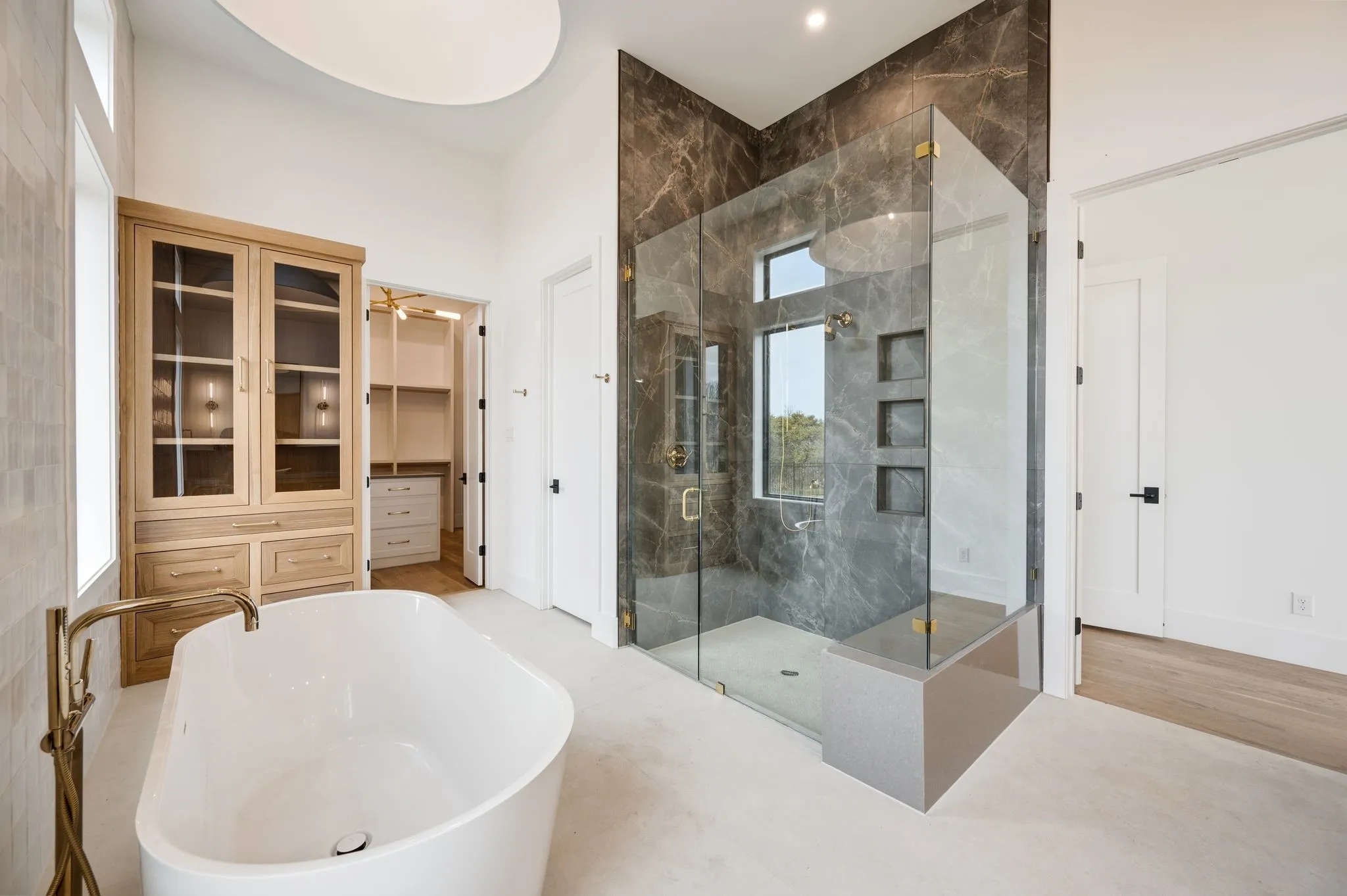 Single Family Residence For Sale in Tarrant County , 10621 Arrowhead Point Drive, Fort Worth, Texas 76179, 6 Bedroom, 7 Bathroom, 3 Garage spaces, 6,764 Sqft, built in 2026, mls#21306547, Real Estate Agent in Fort Worth, Homes For Sale in Tarrant county, Homes For Sale in Fort Worth, Realtor in Fort Worth Texas, Real Estate Brokerage Independent Realty Texas, Luminita Cordes Realtor