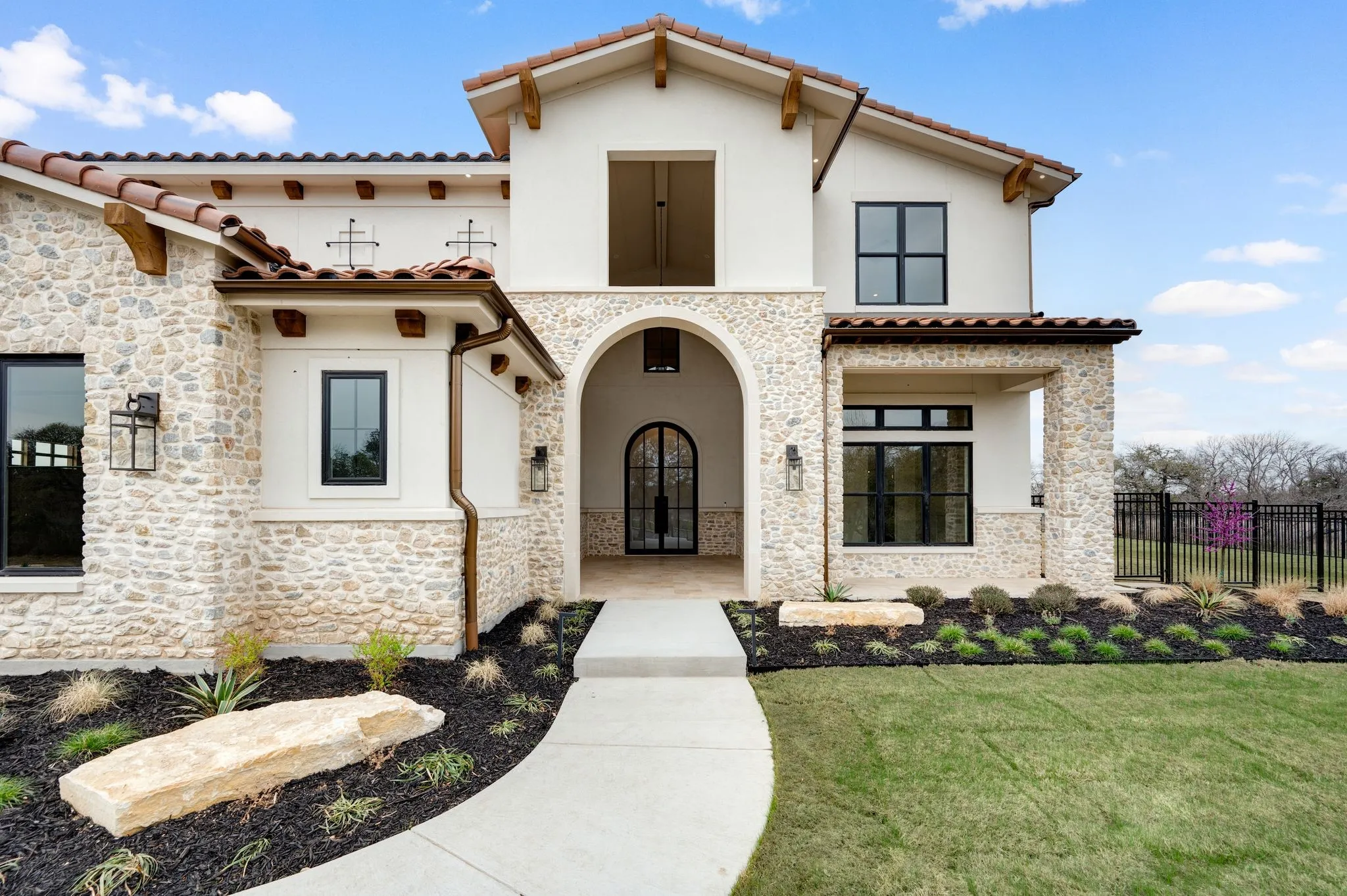 Single Family Residence For Sale in Tarrant County , 10621 Arrowhead Point Drive, Fort Worth, Texas 76179, 6 Bedroom, 7 Bathroom, 3 Garage spaces, 6,764 Sqft, built in 2026, mls#21306547, Real Estate Agent in Fort Worth, Homes For Sale in Tarrant county, Homes For Sale in Fort Worth, Realtor in Fort Worth Texas, Real Estate Brokerage Independent Realty Texas, Luminita Cordes Realtor