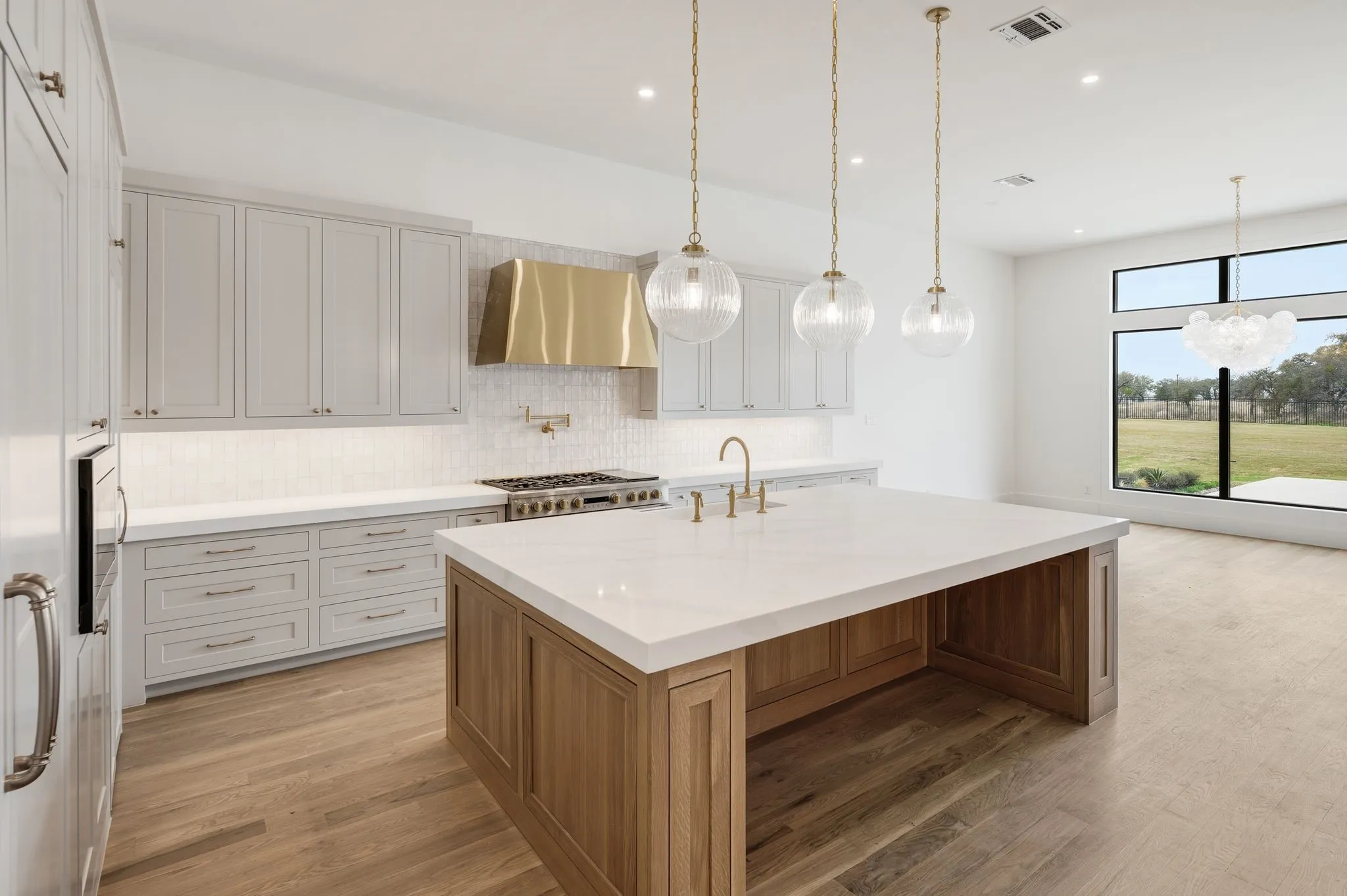 Single Family Residence For Sale in Tarrant County , 10621 Arrowhead Point Drive, Fort Worth, Texas 76179, 6 Bedroom, 7 Bathroom, 3 Garage spaces, 6,764 Sqft, built in 2026, mls#21306547, Real Estate Agent in Fort Worth, Homes For Sale in Tarrant county, Homes For Sale in Fort Worth, Realtor in Fort Worth Texas, Real Estate Brokerage Independent Realty Texas, Luminita Cordes Realtor