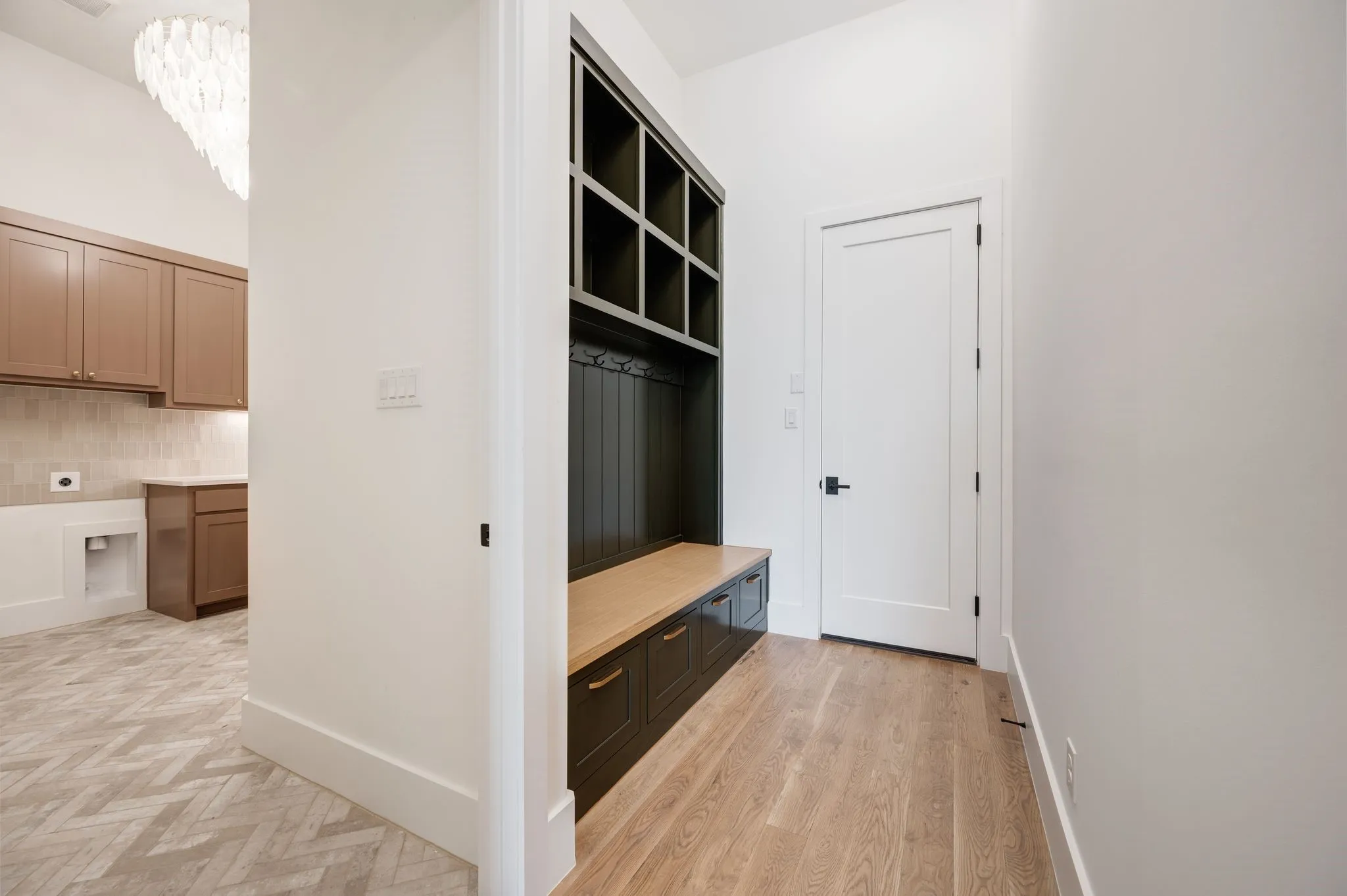 Single Family Residence For Sale in Tarrant County , 10621 Arrowhead Point Drive, Fort Worth, Texas 76179, 6 Bedroom, 7 Bathroom, 3 Garage spaces, 6,764 Sqft, built in 2026, mls#21306547, Real Estate Agent in Fort Worth, Homes For Sale in Tarrant county, Homes For Sale in Fort Worth, Realtor in Fort Worth Texas, Real Estate Brokerage Independent Realty Texas, Luminita Cordes Realtor