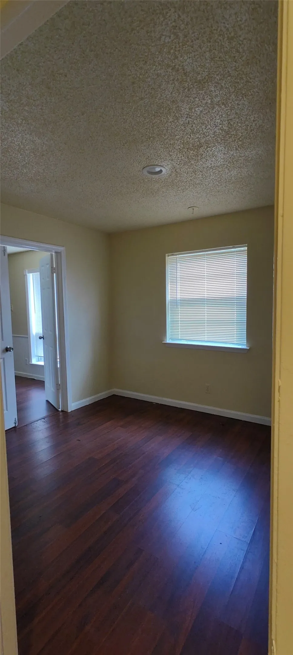 Single Family Residence For Rent in Dallas County , 2413 Royal Drive, Garland, Texas 75041, 4 Bedroom, 2 Bathroom, 2 Garage spaces, 1,345 Sqft, built in 1962, mls#21306552, Real Estate Agent in Garland, Homes For Rent in Dallas county, Homes For Rent in Garland, Realtor in Garland Texas, Real Estate Brokerage Independent Realty Texas, Luminita Cordes Realtor