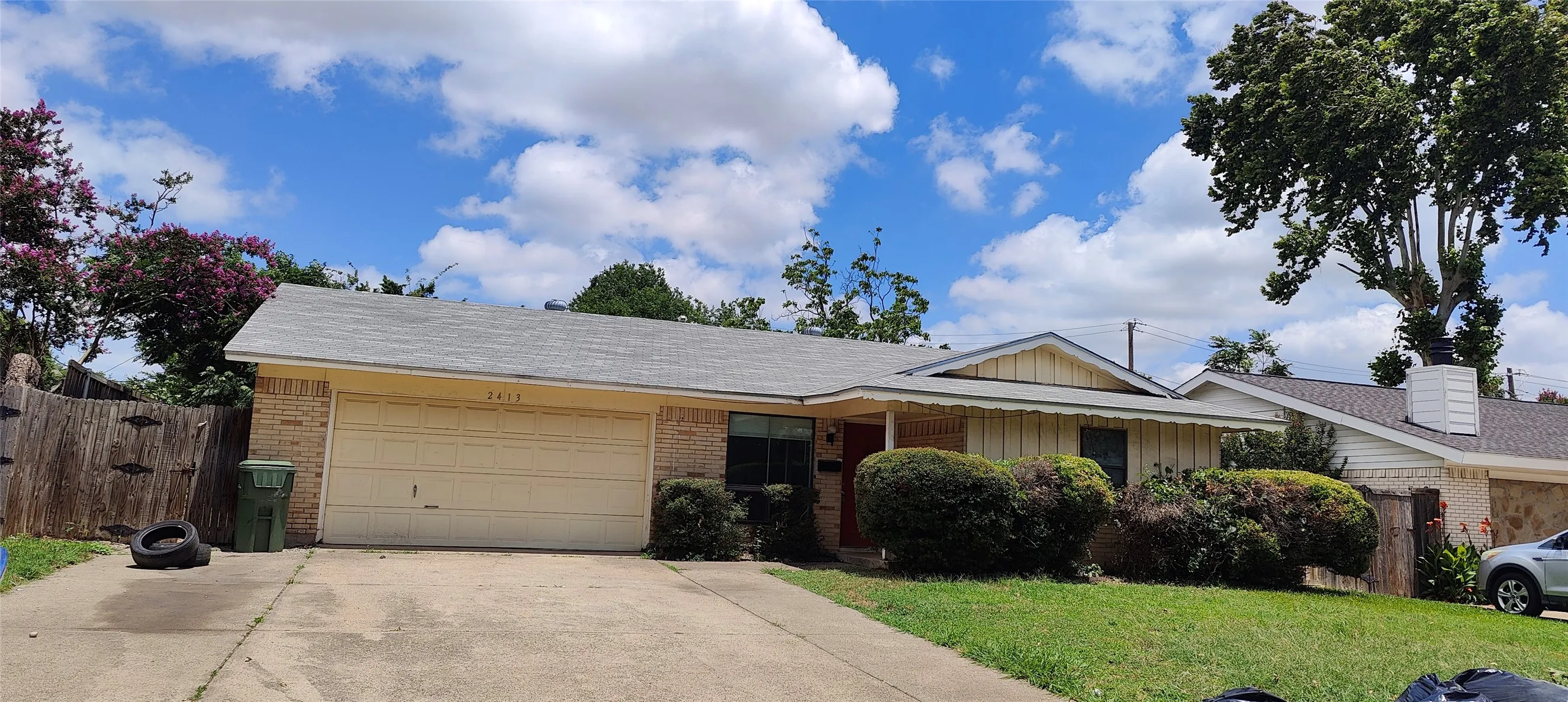 Single Family Residence For Rent in Dallas County , 2413 Royal Drive, Garland, Texas 75041, 4 Bedroom, 2 Bathroom, 2 Garage spaces, 1,345 Sqft, built in 1962, mls#21306552, Real Estate Agent in Garland, Homes For Rent in Dallas county, Homes For Rent in Garland, Realtor in Garland Texas, Real Estate Brokerage Independent Realty Texas, Luminita Cordes Realtor