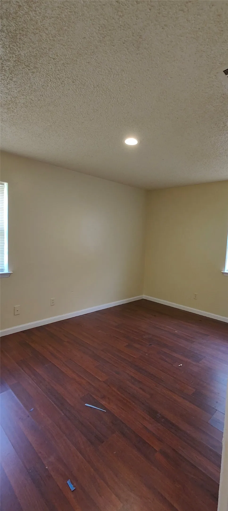 Single Family Residence For Rent in Dallas County , 2413 Royal Drive, Garland, Texas 75041, 4 Bedroom, 2 Bathroom, 2 Garage spaces, 1,345 Sqft, built in 1962, mls#21306552, Real Estate Agent in Garland, Homes For Rent in Dallas county, Homes For Rent in Garland, Realtor in Garland Texas, Real Estate Brokerage Independent Realty Texas, Luminita Cordes Realtor