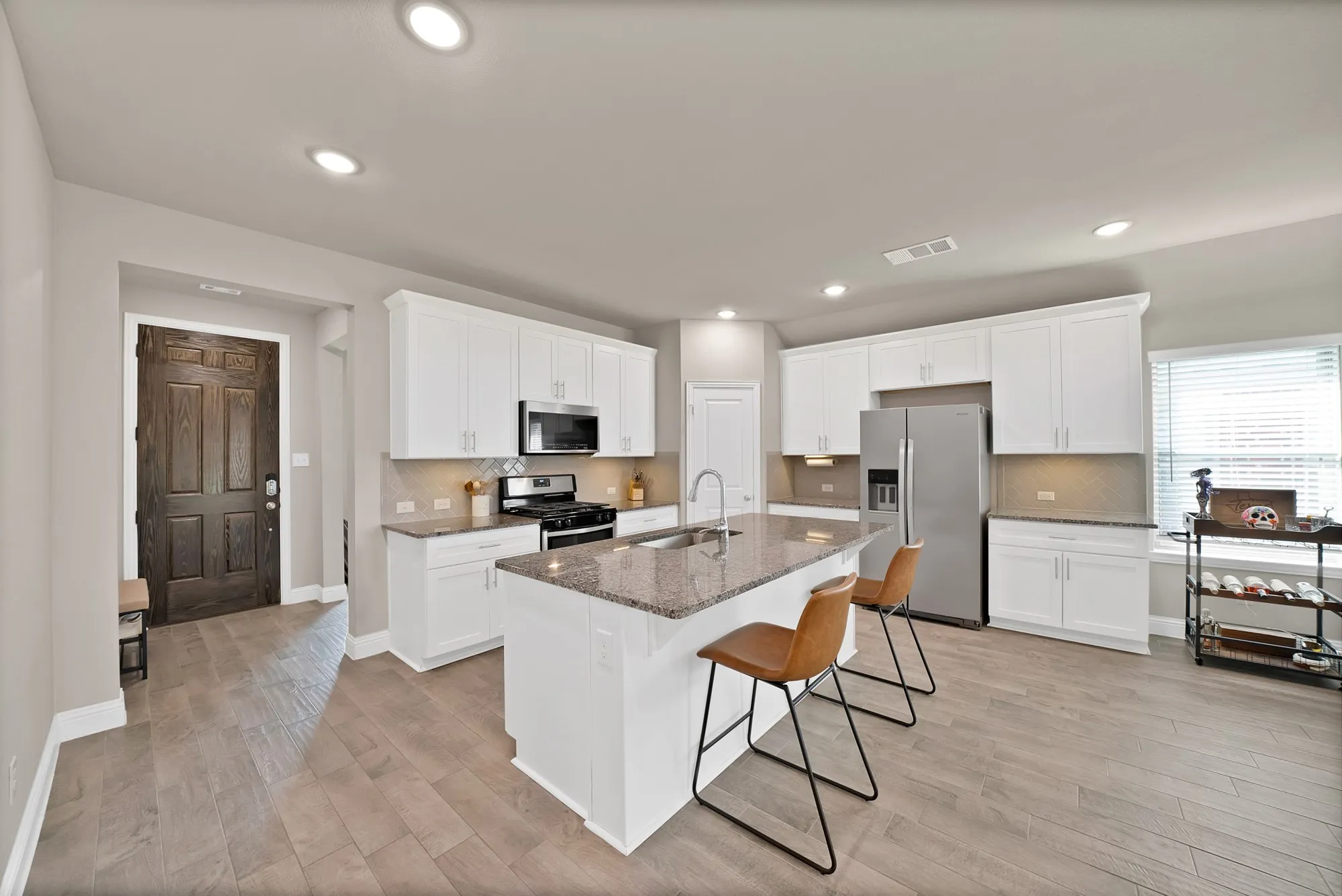 Single Family Residence For Sale in Kaufman County , 2299 Templin Avenue, Forney, Texas 75126, 3 Bedroom, 2 Bathroom, 2 Garage spaces, 1,746 Sqft, built in 2020, mls#21290073, Real Estate Agent in Forney, Homes For Sale in Kaufman county, Homes For Sale in Forney, Realtor in Forney Texas, Real Estate Brokerage Independent Realty Texas, Luminita Cordes Realtor