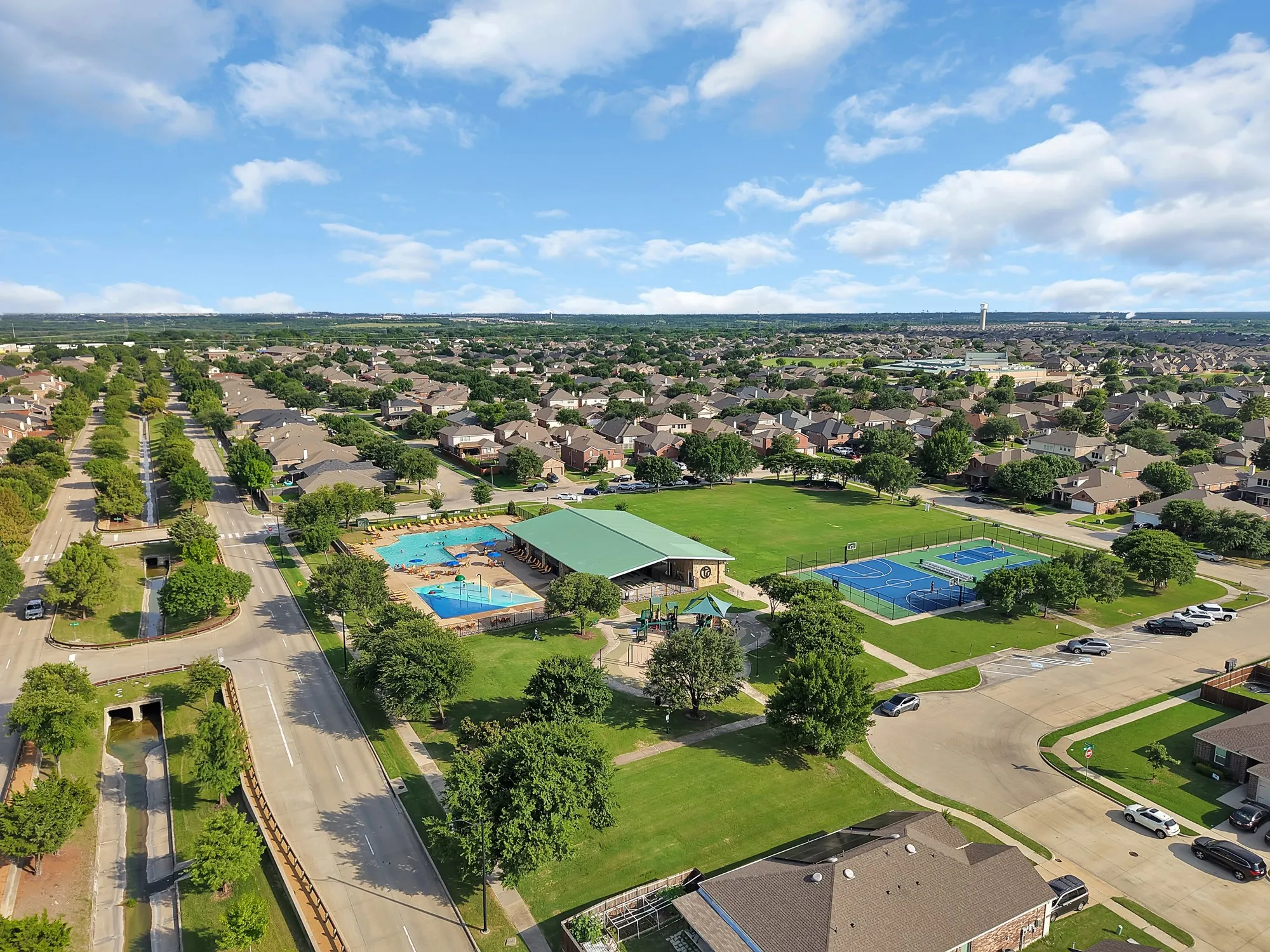 Single Family Residence For Sale in Kaufman County , 2299 Templin Avenue, Forney, Texas 75126, 3 Bedroom, 2 Bathroom, 2 Garage spaces, 1,746 Sqft, built in 2020, mls#21290073, Real Estate Agent in Forney, Homes For Sale in Kaufman county, Homes For Sale in Forney, Realtor in Forney Texas, Real Estate Brokerage Independent Realty Texas, Luminita Cordes Realtor