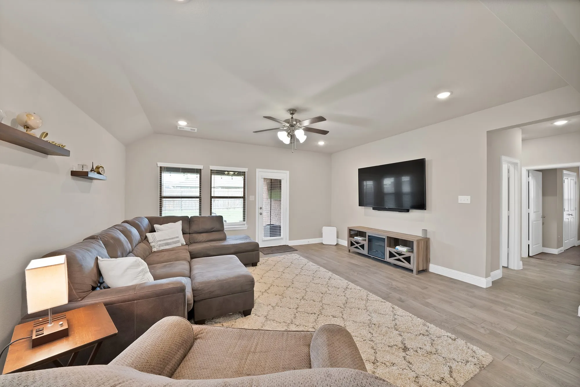 Single Family Residence For Sale in Kaufman County , 2299 Templin Avenue, Forney, Texas 75126, 3 Bedroom, 2 Bathroom, 2 Garage spaces, 1,746 Sqft, built in 2020, mls#21290073, Real Estate Agent in Forney, Homes For Sale in Kaufman county, Homes For Sale in Forney, Realtor in Forney Texas, Real Estate Brokerage Independent Realty Texas, Luminita Cordes Realtor