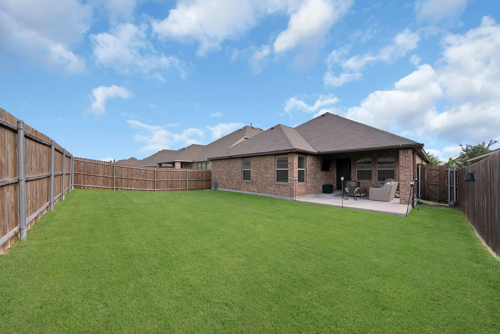 Single Family Residence For Sale in Kaufman County , 2299 Templin Avenue, Forney, Texas 75126, 3 Bedroom, 2 Bathroom, 2 Garage spaces, 1,746 Sqft, built in 2020, mls#21290073, Real Estate Agent in Forney, Homes For Sale in Kaufman county, Homes For Sale in Forney, Realtor in Forney Texas, Real Estate Brokerage Independent Realty Texas, Luminita Cordes Realtor