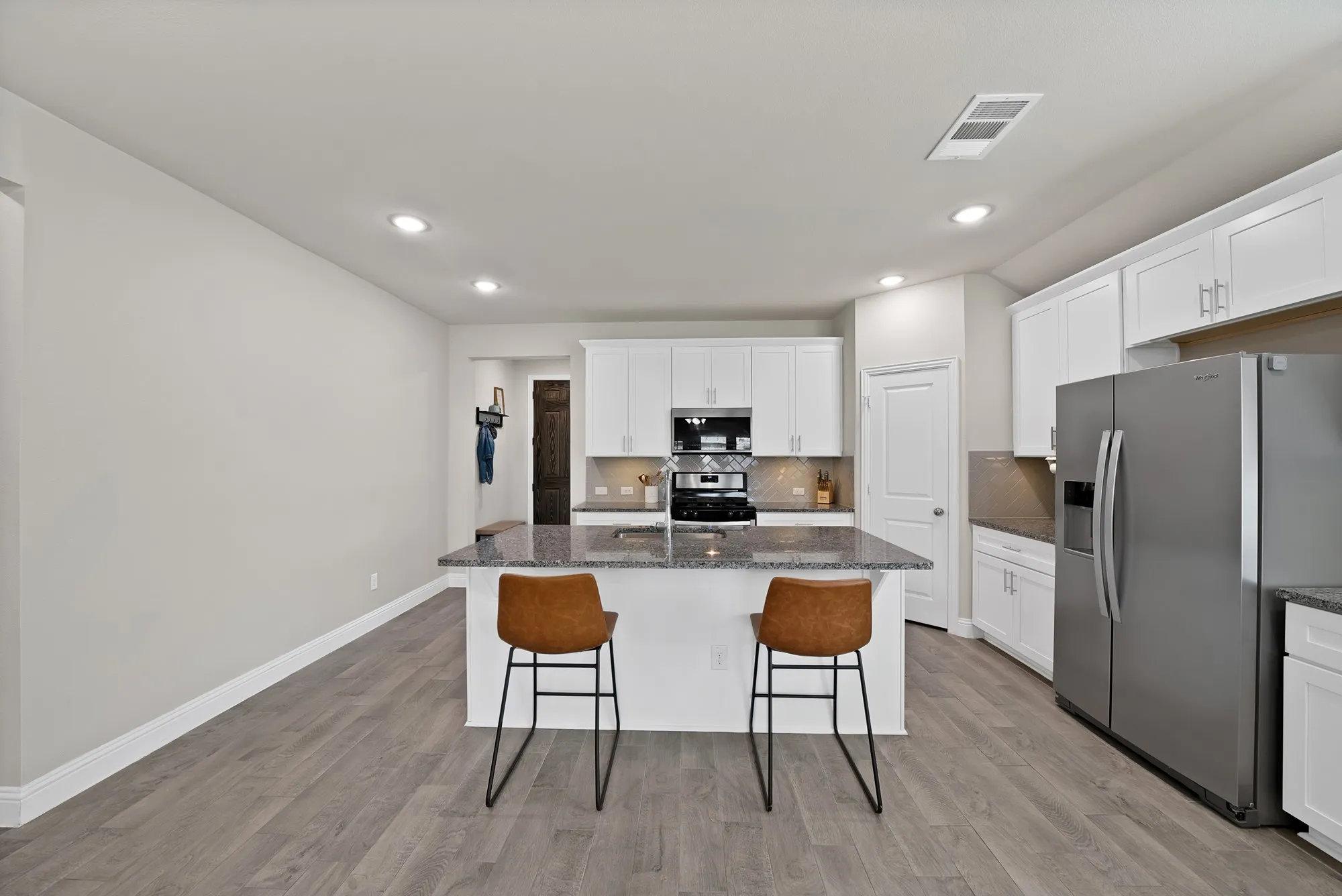 Single Family Residence For Sale in Kaufman County , 2299 Templin Avenue, Forney, Texas 75126, 3 Bedroom, 2 Bathroom, 2 Garage spaces, 1,746 Sqft, built in 2020, mls#21290073, Real Estate Agent in Forney, Homes For Sale in Kaufman county, Homes For Sale in Forney, Realtor in Forney Texas, Real Estate Brokerage Independent Realty Texas, Luminita Cordes Realtor
