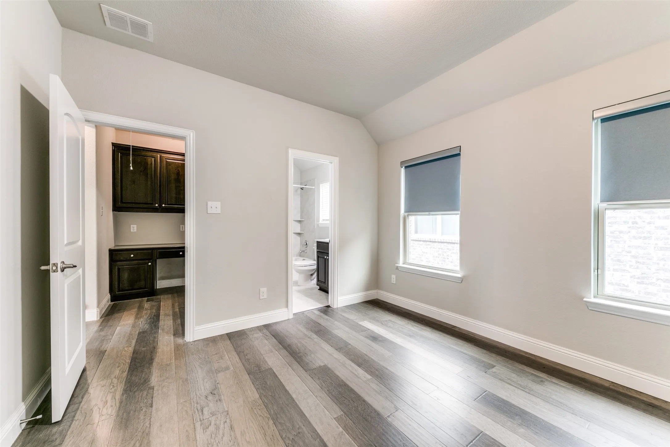 Single Family Residence For Rent in Collin County , 17660 Sequoia Drive, Dallas, Texas 75252, 4 Bedroom, 4 Bathroom, 2 Garage spaces, 2,879 Sqft, built in 2018, mls#21305202, Real Estate Agent in Dallas, Homes For Rent in Collin county, Homes For Rent in Dallas, Realtor in Dallas Texas, Real Estate Brokerage Independent Realty Texas, Luminita Cordes Realtor