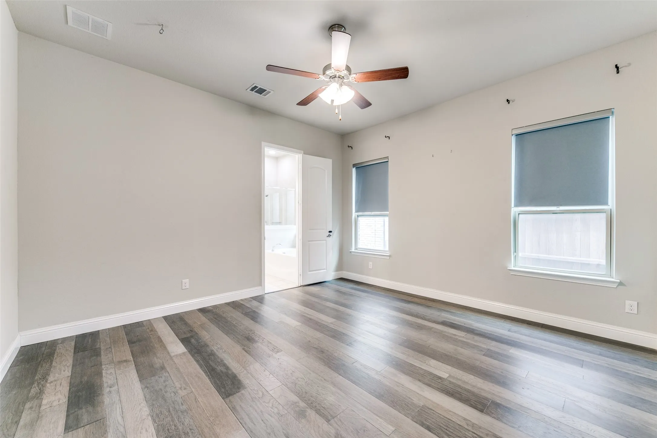 Single Family Residence For Rent in Collin County , 17660 Sequoia Drive, Dallas, Texas 75252, 4 Bedroom, 4 Bathroom, 2 Garage spaces, 2,879 Sqft, built in 2018, mls#21305202, Real Estate Agent in Dallas, Homes For Rent in Collin county, Homes For Rent in Dallas, Realtor in Dallas Texas, Real Estate Brokerage Independent Realty Texas, Luminita Cordes Realtor