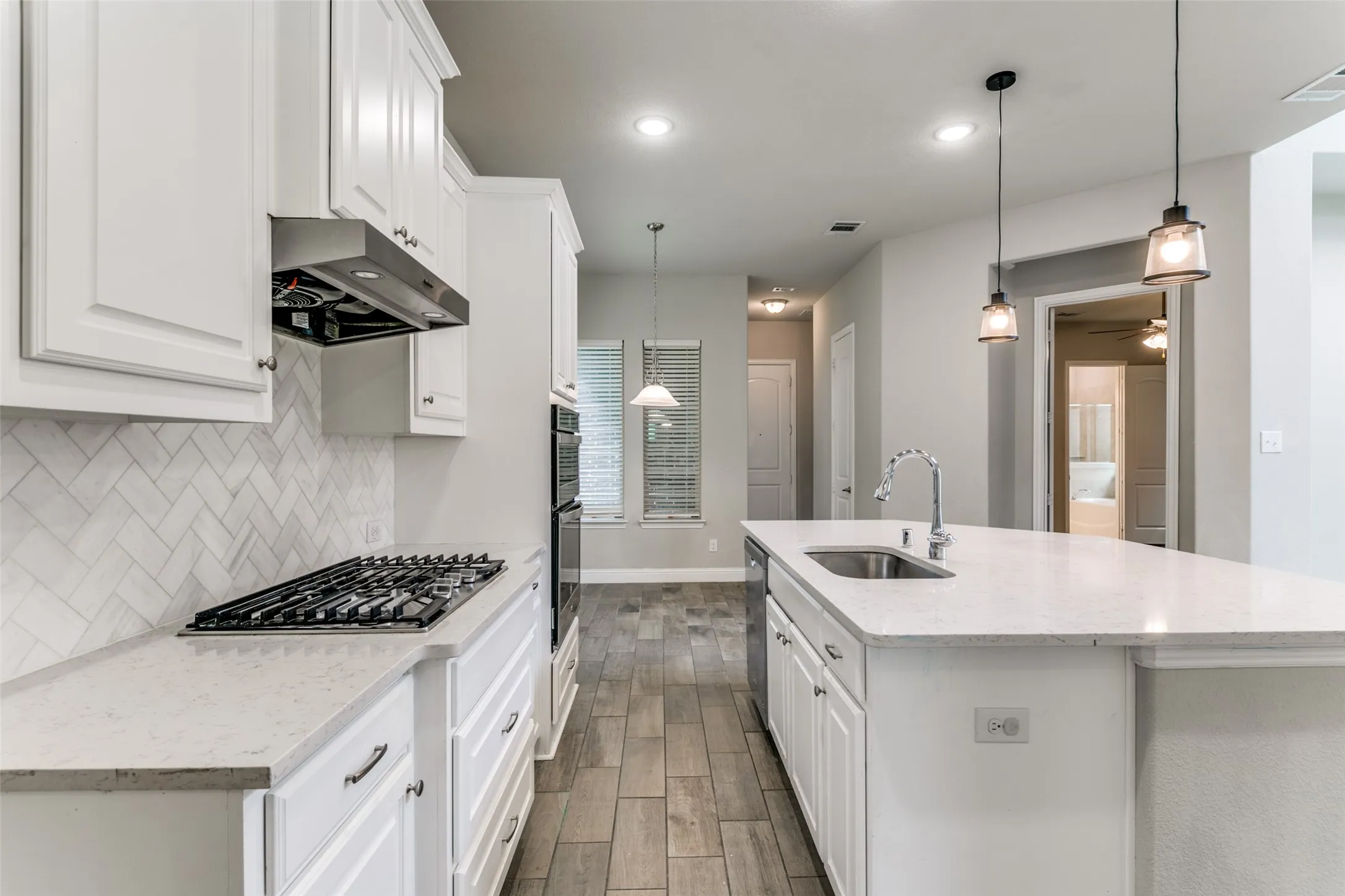 Single Family Residence For Rent in Collin County , 17660 Sequoia Drive, Dallas, Texas 75252, 4 Bedroom, 4 Bathroom, 2 Garage spaces, 2,879 Sqft, built in 2018, mls#21305202, Real Estate Agent in Dallas, Homes For Rent in Collin county, Homes For Rent in Dallas, Realtor in Dallas Texas, Real Estate Brokerage Independent Realty Texas, Luminita Cordes Realtor