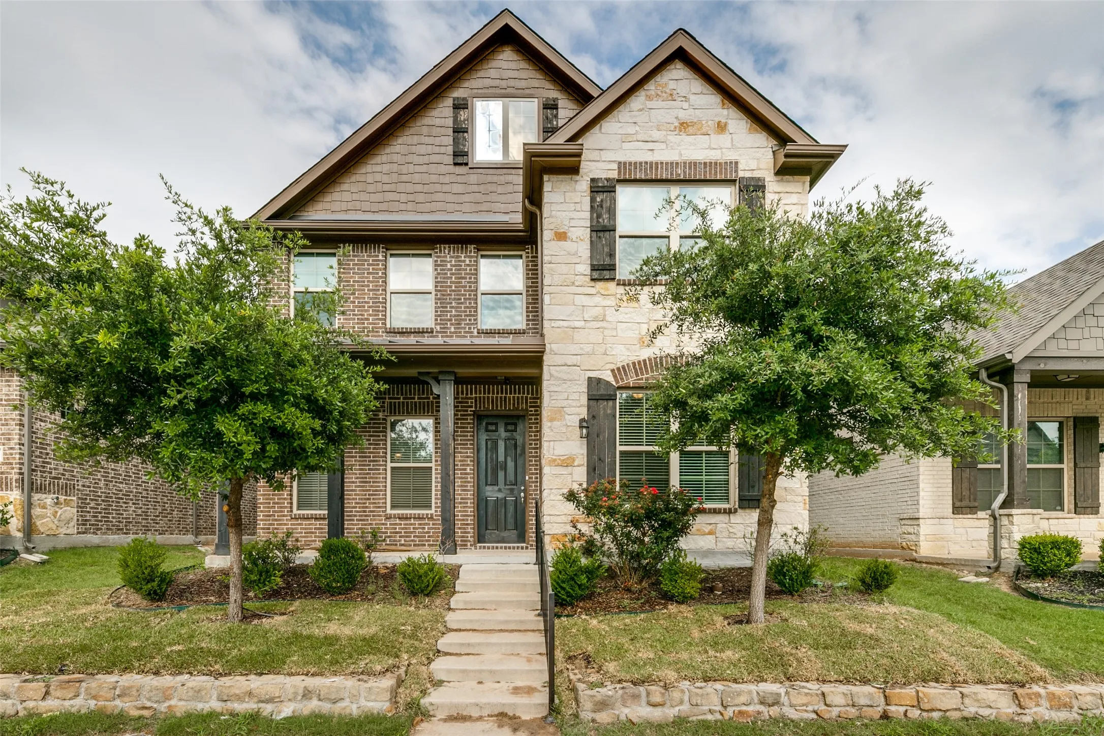 Single Family Residence For Rent in Collin County , 17660 Sequoia Drive, Dallas, Texas 75252, 4 Bedroom, 4 Bathroom, 2 Garage spaces, 2,879 Sqft, built in 2018, mls#21305202, Real Estate Agent in Dallas, Homes For Rent in Collin county, Homes For Rent in Dallas, Realtor in Dallas Texas, Real Estate Brokerage Independent Realty Texas, Luminita Cordes Realtor