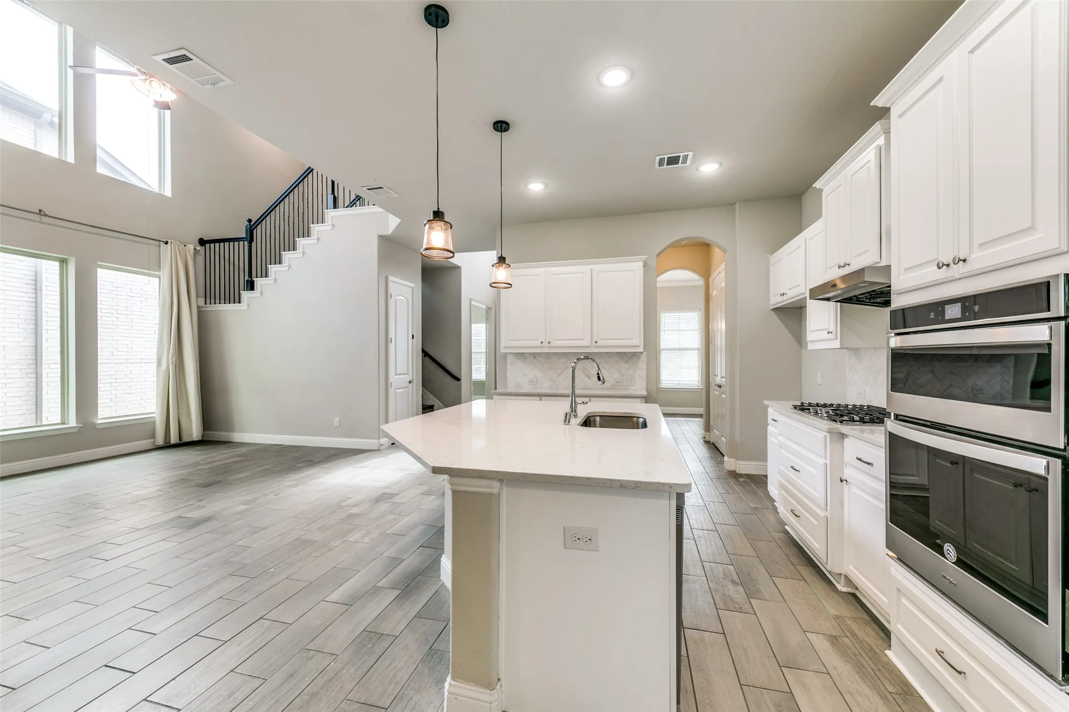 Single Family Residence For Rent in Collin County , 17660 Sequoia Drive, Dallas, Texas 75252, 4 Bedroom, 4 Bathroom, 2 Garage spaces, 2,879 Sqft, built in 2018, mls#21305202, Real Estate Agent in Dallas, Homes For Rent in Collin county, Homes For Rent in Dallas, Realtor in Dallas Texas, Real Estate Brokerage Independent Realty Texas, Luminita Cordes Realtor