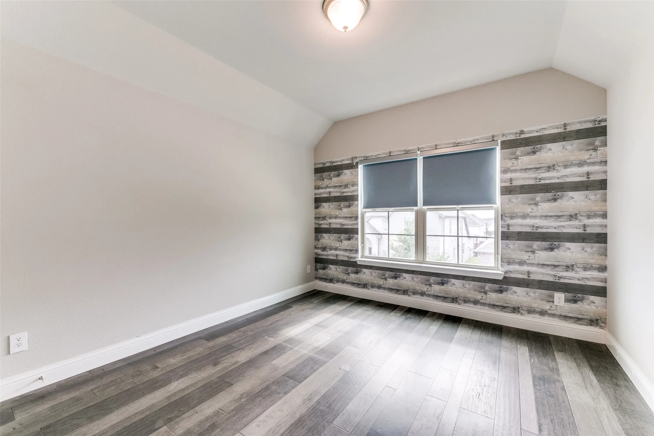 Single Family Residence For Rent in Collin County , 17660 Sequoia Drive, Dallas, Texas 75252, 4 Bedroom, 4 Bathroom, 2 Garage spaces, 2,879 Sqft, built in 2018, mls#21305202, Real Estate Agent in Dallas, Homes For Rent in Collin county, Homes For Rent in Dallas, Realtor in Dallas Texas, Real Estate Brokerage Independent Realty Texas, Luminita Cordes Realtor