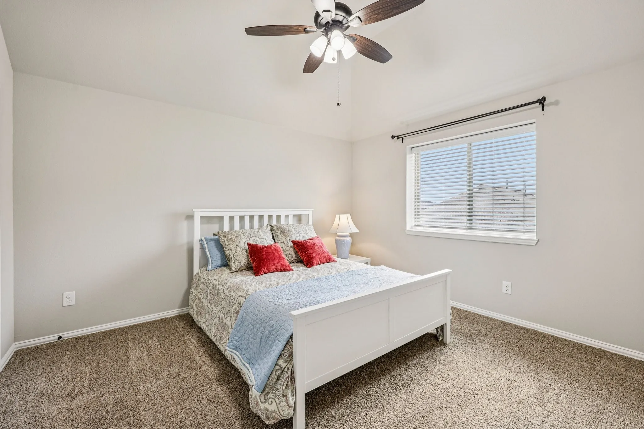 Single Family Residence For Sale in Collin County , 1205 Rockridge Trail, Anna, Texas 75409, 4 Bedroom, 3 Bathroom, 2 Garage spaces, 3,011 Sqft, built in 2019, mls#21306225, Real Estate Agent in Anna, Homes For Sale in Collin county, Homes For Sale in Anna, Realtor in Anna Texas, Real Estate Brokerage Independent Realty Texas, Luminita Cordes Realtor