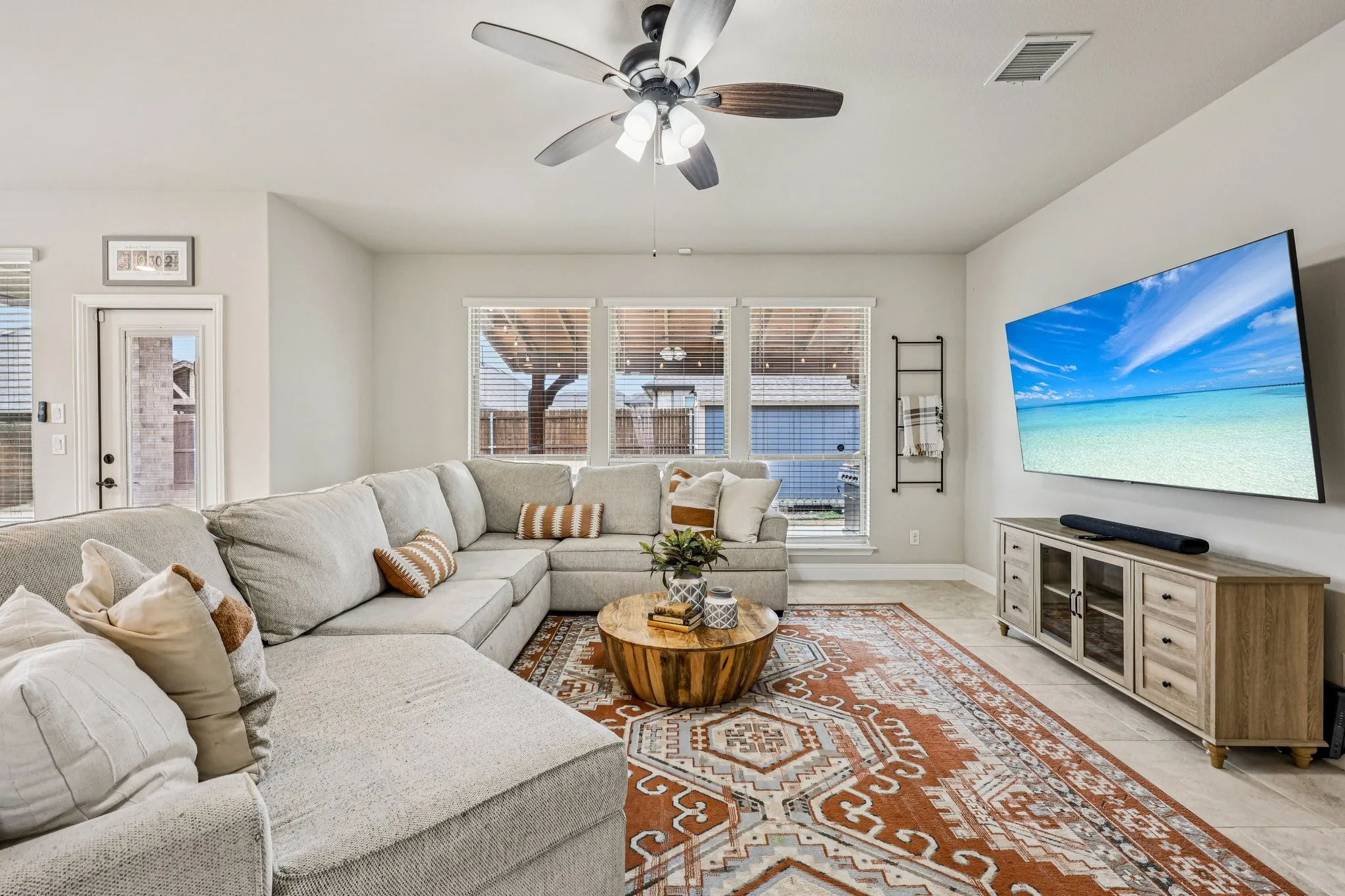 Single Family Residence For Sale in Collin County , 1205 Rockridge Trail, Anna, Texas 75409, 4 Bedroom, 3 Bathroom, 2 Garage spaces, 3,011 Sqft, built in 2019, mls#21306225, Real Estate Agent in Anna, Homes For Sale in Collin county, Homes For Sale in Anna, Realtor in Anna Texas, Real Estate Brokerage Independent Realty Texas, Luminita Cordes Realtor