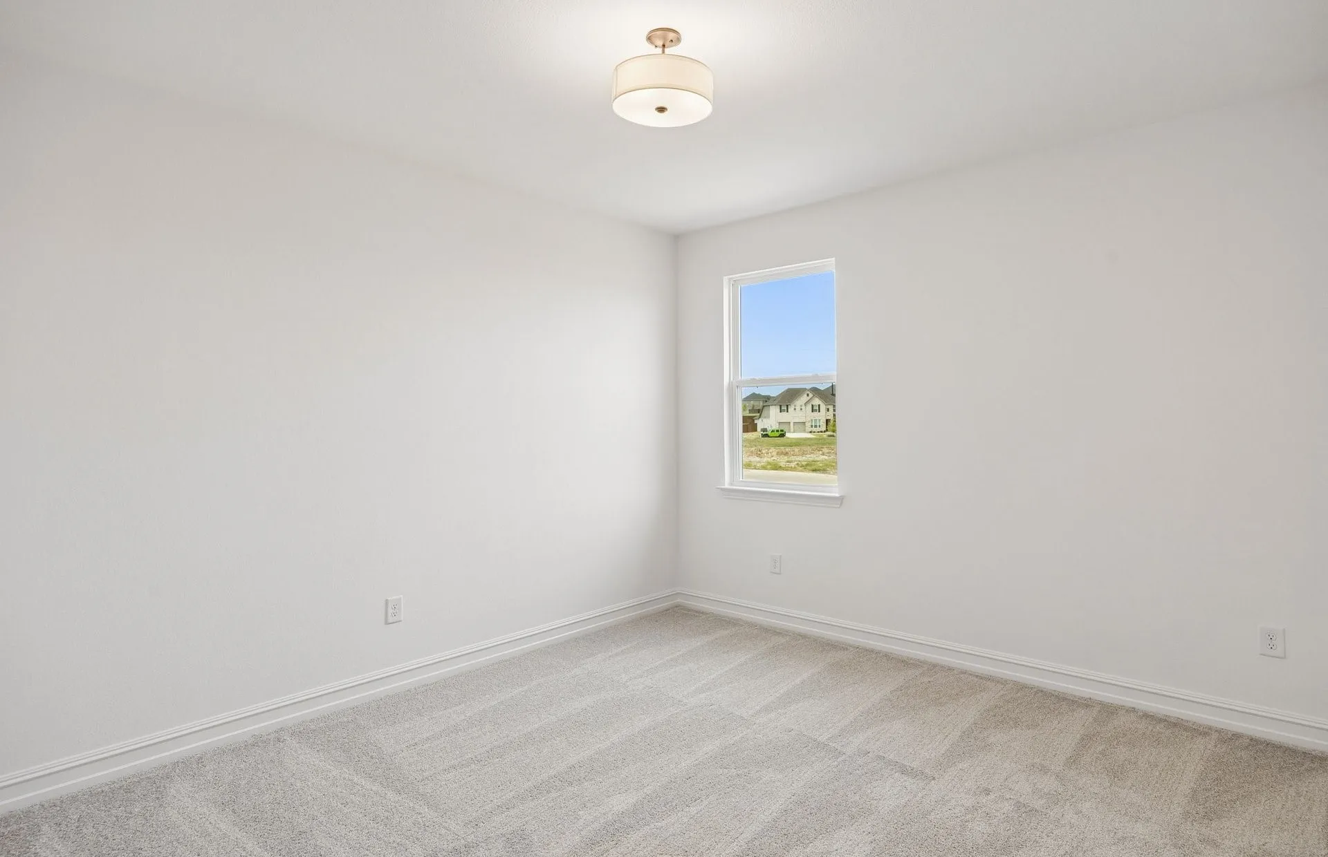 Secondary bedroom