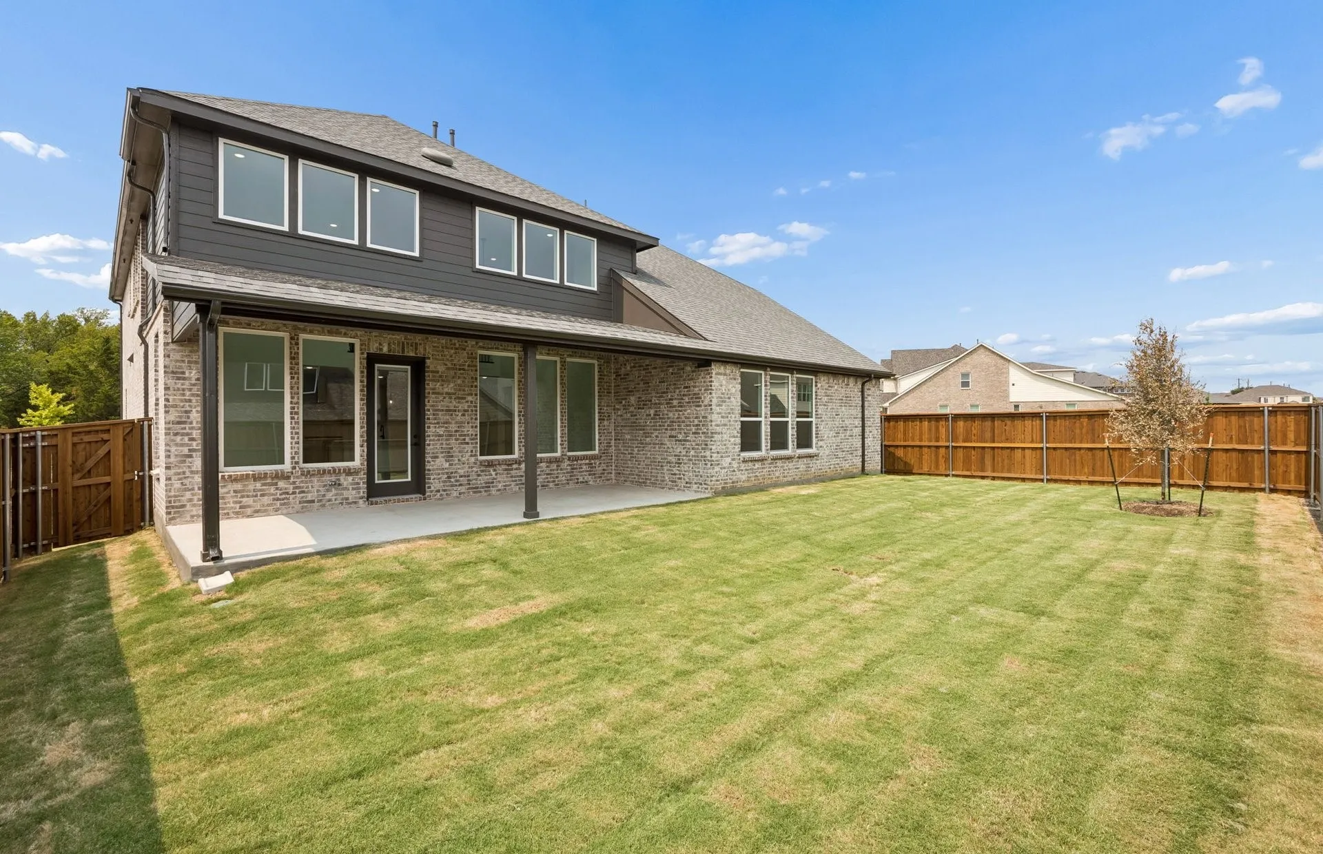 Oversized fenced-in backyard