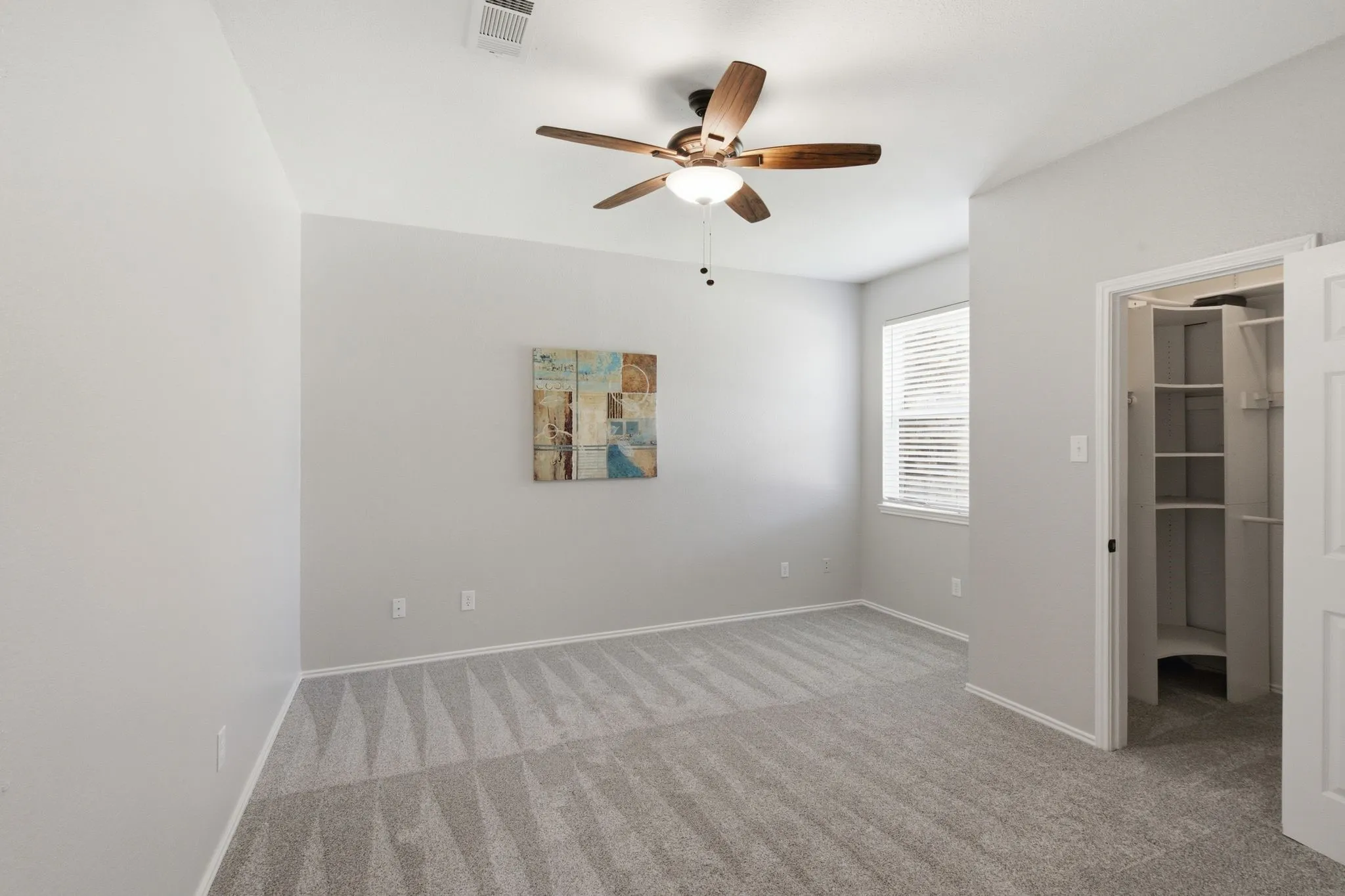 Townhouse For Sale in Tarrant County , 2702 Ansley Court, Euless, Texas 76039, 3 Bedroom, 2 Bathroom, Garage spaces, 1,317 Sqft, built in 1984, mls#21305253, Real Estate Agent in Euless, Homes For Sale in Tarrant county, Homes For Sale in Euless, Realtor in Euless Texas, Real Estate Brokerage Independent Realty Texas, Luminita Cordes Realtor