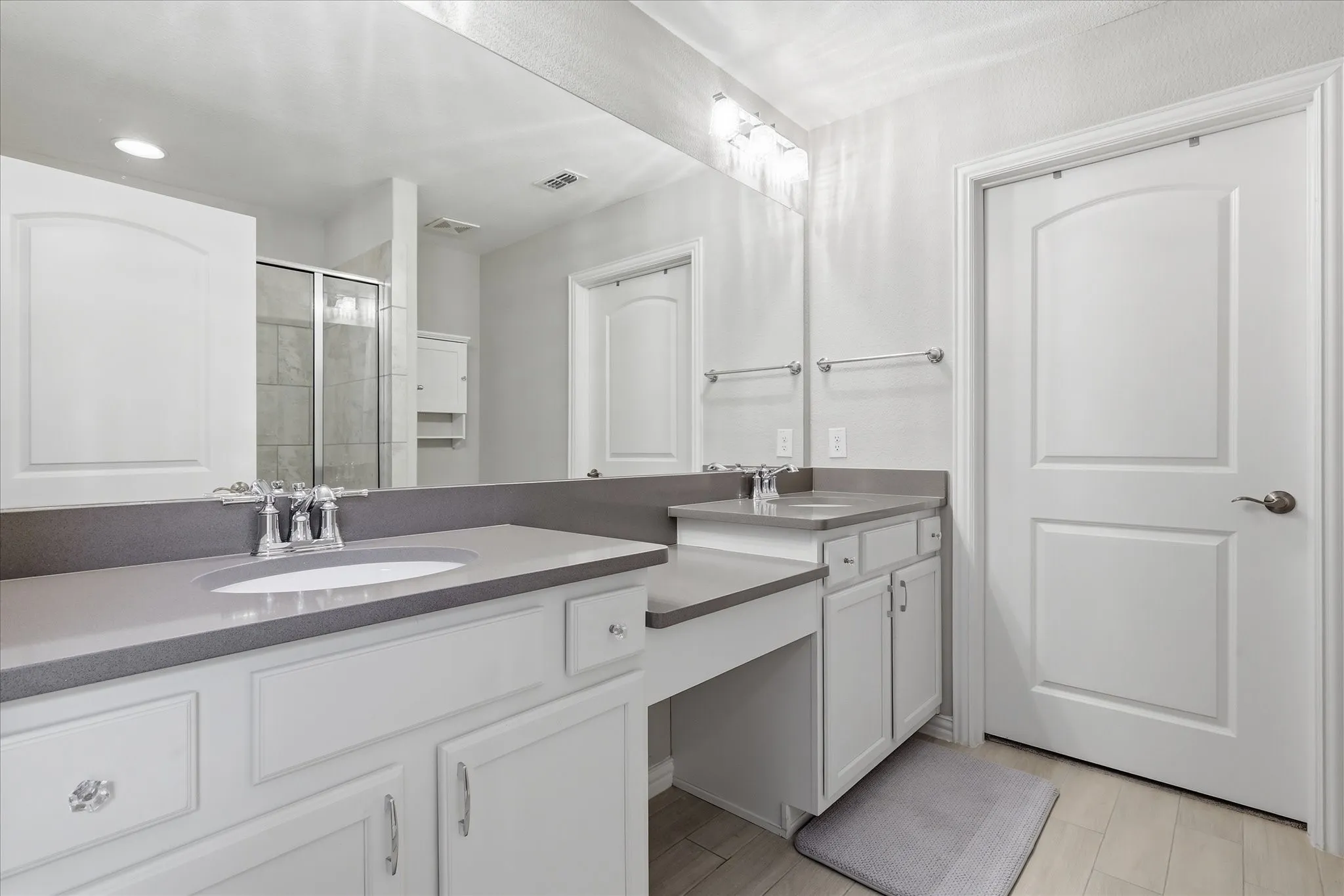 Single Family Residence For Sale in Denton County , 1268 Revolution Drive, Little Elm, Texas 76227, 2 Bedroom, 2 Bathroom, 2 Garage spaces, 1,607 Sqft, built in 2021, mls#21306375, Real Estate Agent in Little Elm, Homes For Sale in Denton county, Homes For Sale in Little Elm, Realtor in Little Elm Texas, Real Estate Brokerage Independent Realty Texas, Luminita Cordes Realtor