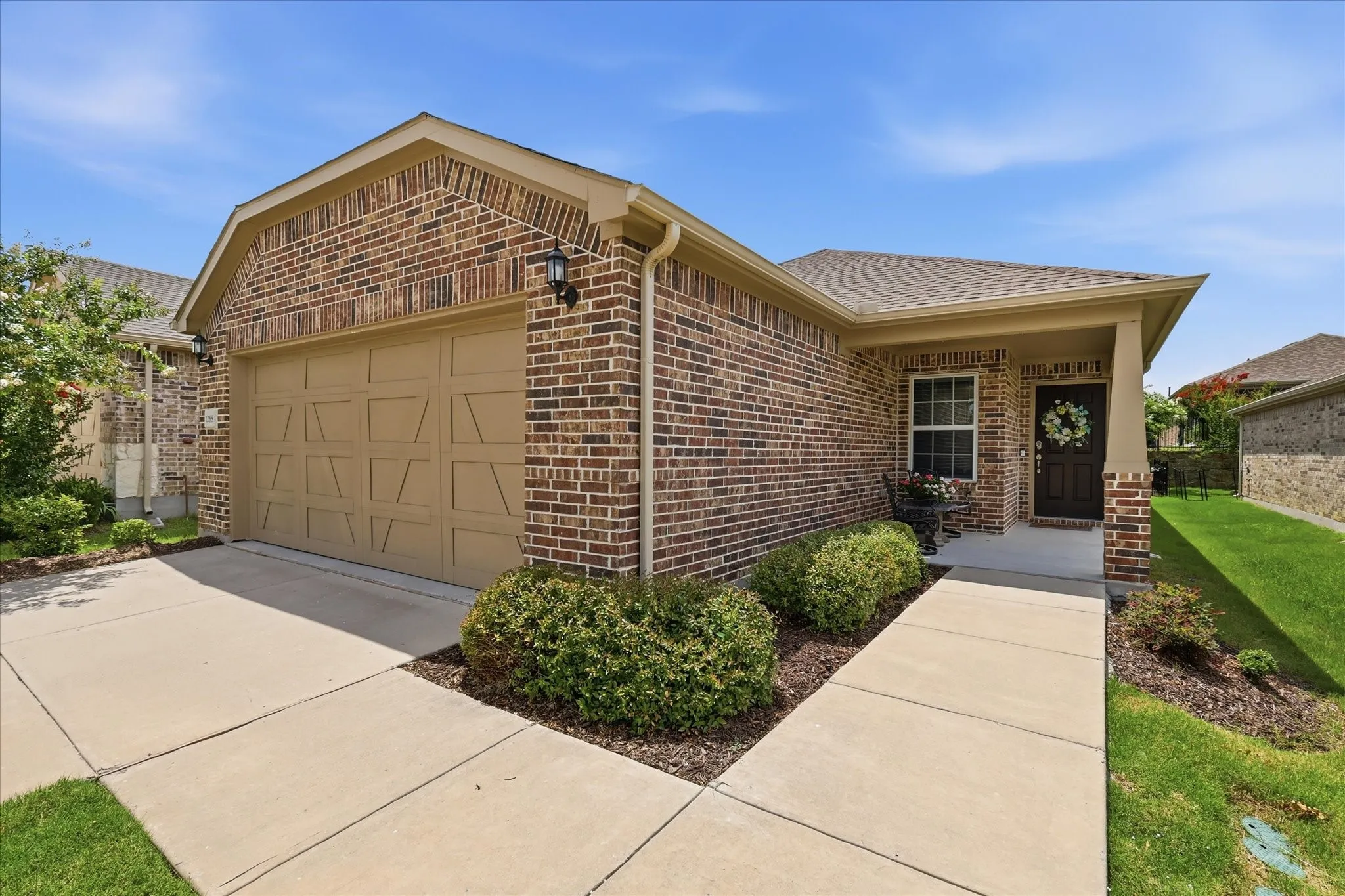 Single Family Residence For Sale in Denton County , 1268 Revolution Drive, Little Elm, Texas 76227, 2 Bedroom, 2 Bathroom, 2 Garage spaces, 1,607 Sqft, built in 2021, mls#21306375, Real Estate Agent in Little Elm, Homes For Sale in Denton county, Homes For Sale in Little Elm, Realtor in Little Elm Texas, Real Estate Brokerage Independent Realty Texas, Luminita Cordes Realtor
