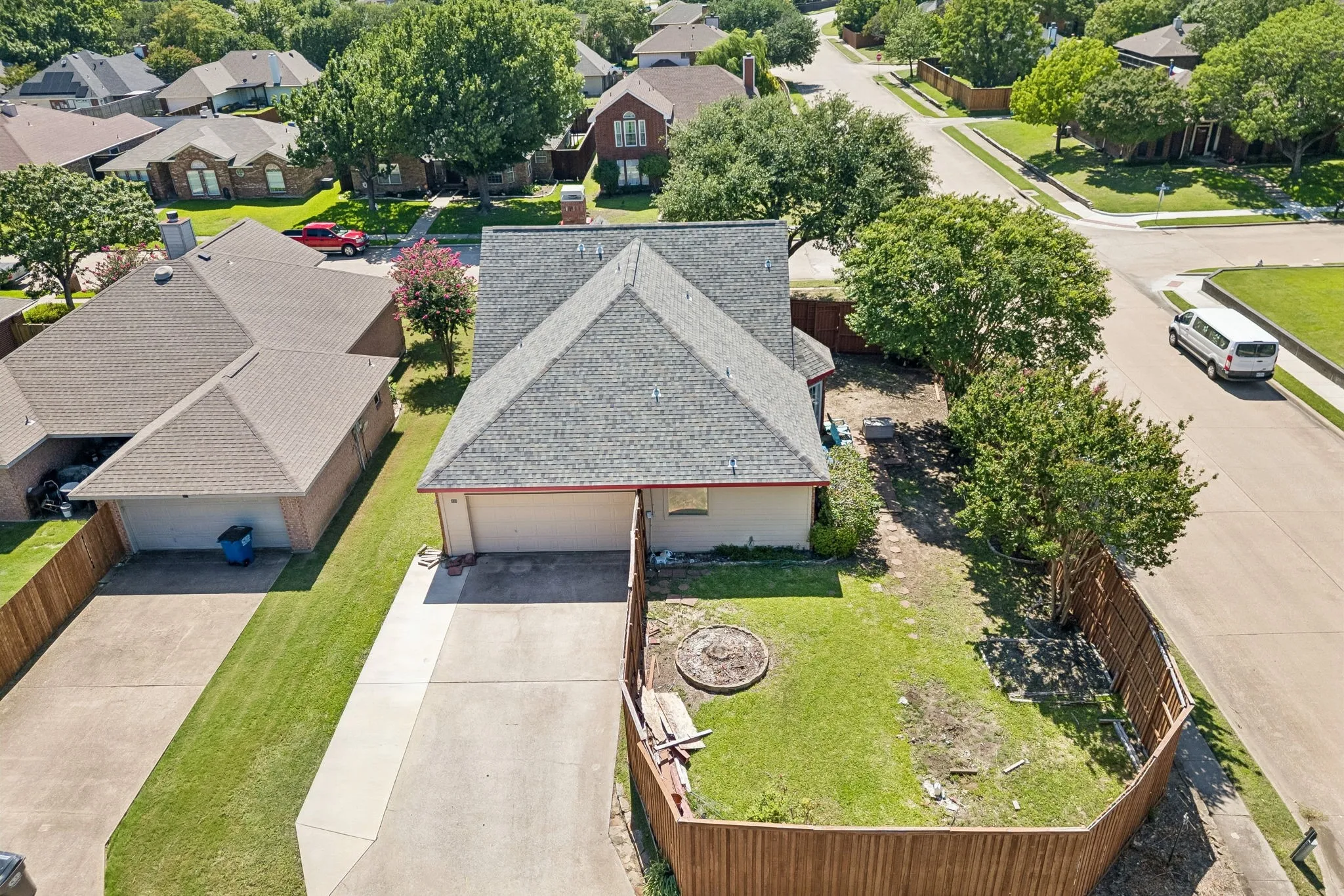 Single Family Residence For Sale in Collin County , 424 Graham Lane, Wylie, Texas 75098, 4 Bedroom, 3 Bathroom, 2 Garage spaces, 1,900 Sqft, built in 1992, mls#21302392, Real Estate Agent in Wylie, Homes For Sale in Collin county, Homes For Sale in Wylie, Realtor in Wylie Texas, Real Estate Brokerage Independent Realty Texas, Luminita Cordes Realtor