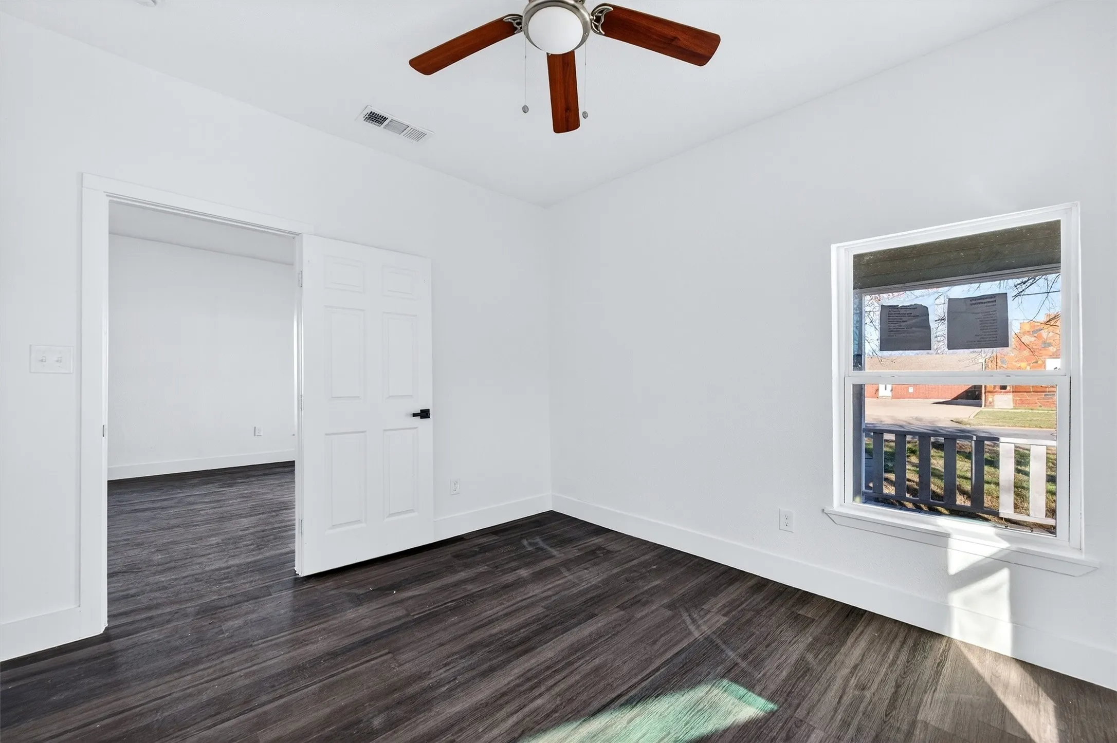 Single Family Residence For Rent in Grayson County , 710 E Lamar Street, Sherman, Texas 75090, 3 Bedroom, 2 Bathroom, Garage spaces, 1,374 Sqft, built in 1935, mls#21306584, Real Estate Agent in Sherman, Homes For Rent in Grayson county, Homes For Rent in Sherman, Realtor in Sherman Texas, Real Estate Brokerage Independent Realty Texas, Luminita Cordes Realtor
