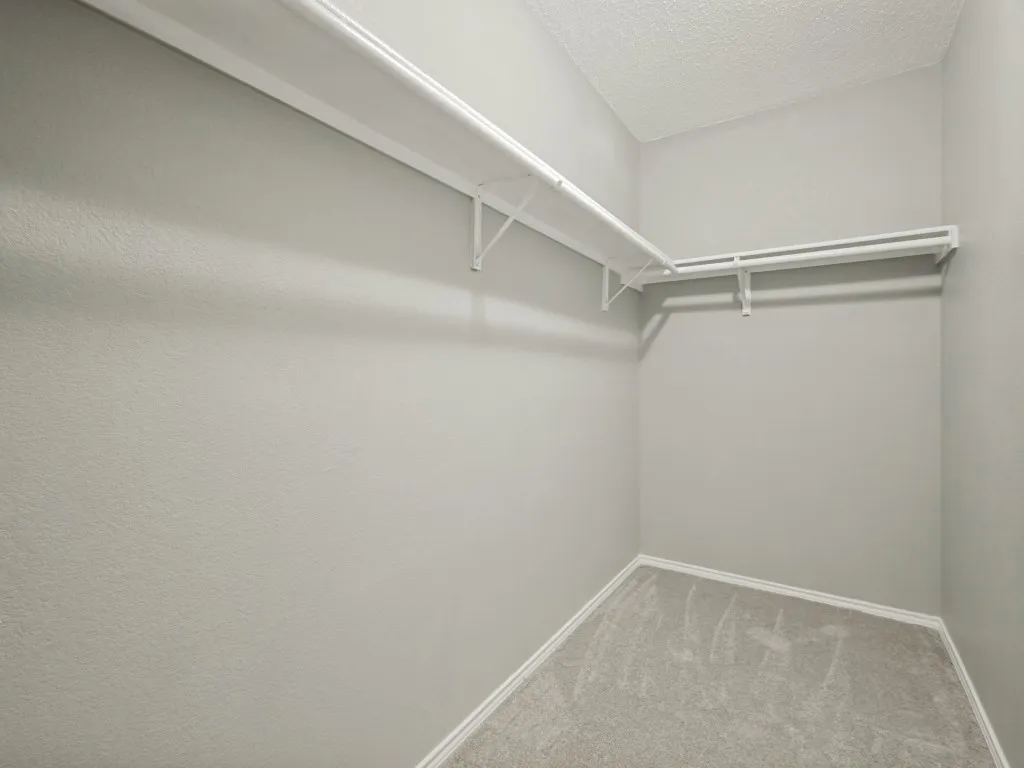 Single Family Residence For Sale in Tarrant County , 5521 Camarillo Drive, Fort Worth, Texas 76244, 3 Bedrooms, 2 Bathrooms, 2 Garage spaces, 1,644 Sqft, built in 2002, Price $280,000, mls#21305349, Real Estate Agent in Fort Worth, Homes For Sale in Tarrant county, Homes For Sale in Fort Worth, Realtor in Fort Worth Texas, Real Estate Brokerage Independent Realty Texas, Luminita Cordes Realtor