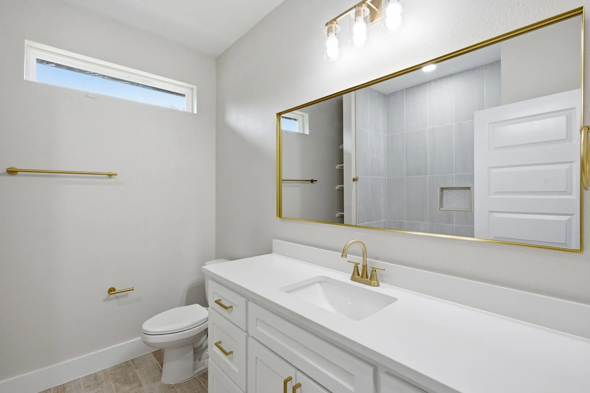Single Family Residence For Sale in Ellis County , 201 E Freeman Street, Ennis, Texas 75119, 3 Bedroom, 2 Bathroom, 2 Garage spaces, 1,657 Sqft, built in 2026, mls#21306522, Real Estate Agent in Ennis, Homes For Sale in Ellis county, Homes For Sale in Ennis, Realtor in Ennis Texas, Real Estate Brokerage Independent Realty Texas, Luminita Cordes Realtor