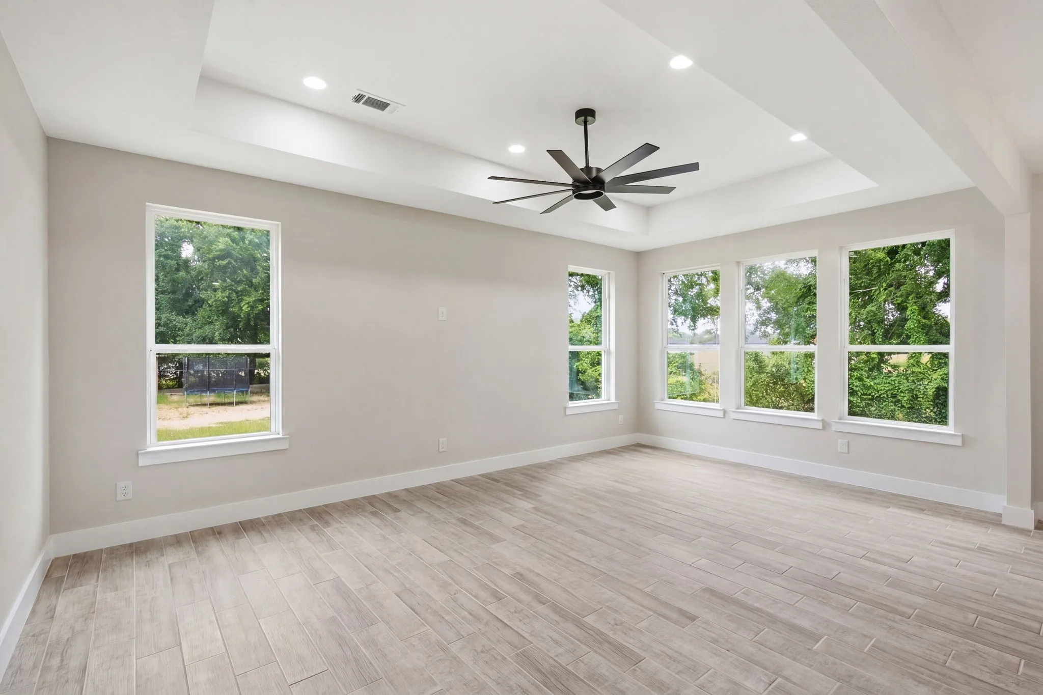 Single Family Residence For Sale in Ellis County , 201 E Freeman Street, Ennis, Texas 75119, 3 Bedroom, 2 Bathroom, 2 Garage spaces, 1,657 Sqft, built in 2026, mls#21306522, Real Estate Agent in Ennis, Homes For Sale in Ellis county, Homes For Sale in Ennis, Realtor in Ennis Texas, Real Estate Brokerage Independent Realty Texas, Luminita Cordes Realtor
