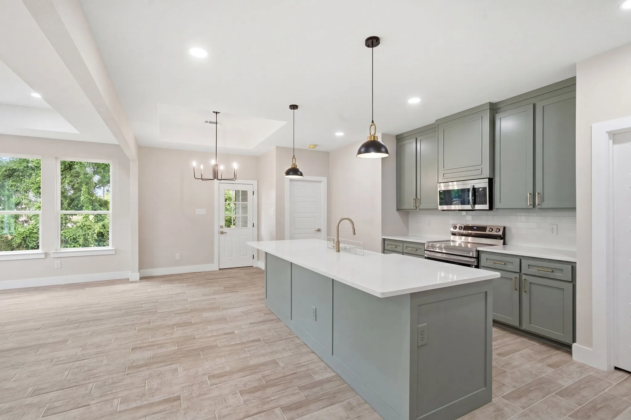 Single Family Residence For Sale in Ellis County , 201 E Freeman Street, Ennis, Texas 75119, 3 Bedroom, 2 Bathroom, 2 Garage spaces, 1,657 Sqft, built in 2026, mls#21306522, Real Estate Agent in Ennis, Homes For Sale in Ellis county, Homes For Sale in Ennis, Realtor in Ennis Texas, Real Estate Brokerage Independent Realty Texas, Luminita Cordes Realtor