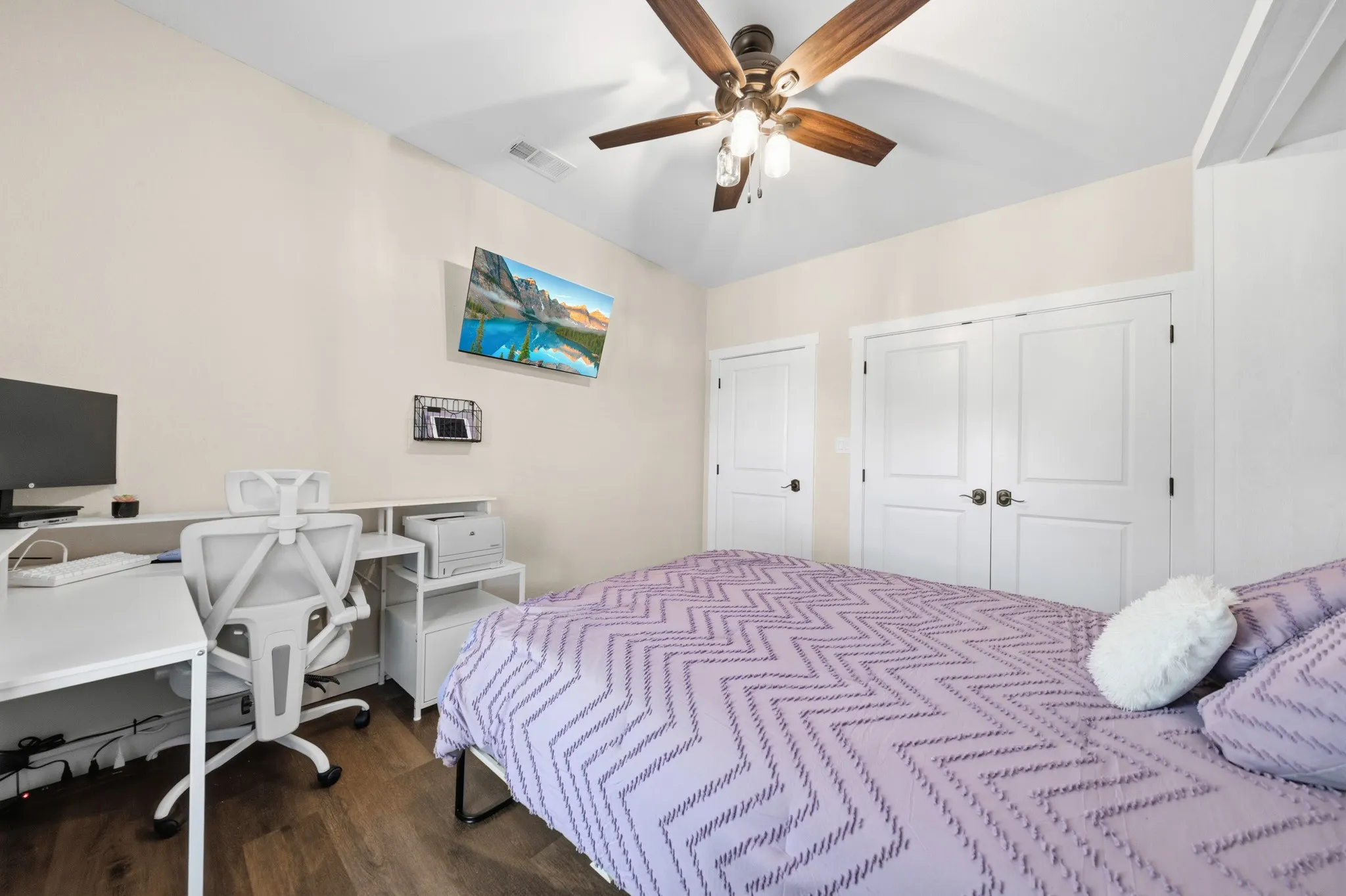 Single Family Residence For Sale in Bosque County , 372 County Road 2547, Meridian, Texas 76665, 4 Bedroom, 3 Bathroom, 3 Garage spaces, 2,800 Sqft, built in 2021, mls#21306569, Real Estate Agent in Meridian, Homes For Sale in Bosque county, Homes For Sale in Meridian, Realtor in Meridian Texas, Real Estate Brokerage Independent Realty Texas, Luminita Cordes Realtor
