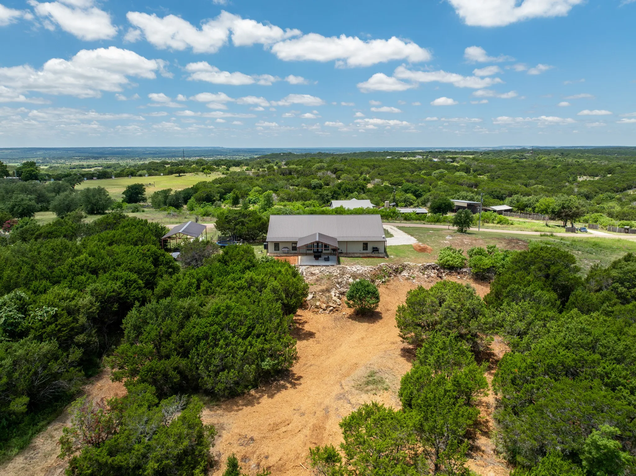 Single Family Residence For Sale in Bosque County , 372 County Road 2547, Meridian, Texas 76665, 4 Bedroom, 3 Bathroom, 3 Garage spaces, 2,800 Sqft, built in 2021, mls#21306569, Real Estate Agent in Meridian, Homes For Sale in Bosque county, Homes For Sale in Meridian, Realtor in Meridian Texas, Real Estate Brokerage Independent Realty Texas, Luminita Cordes Realtor