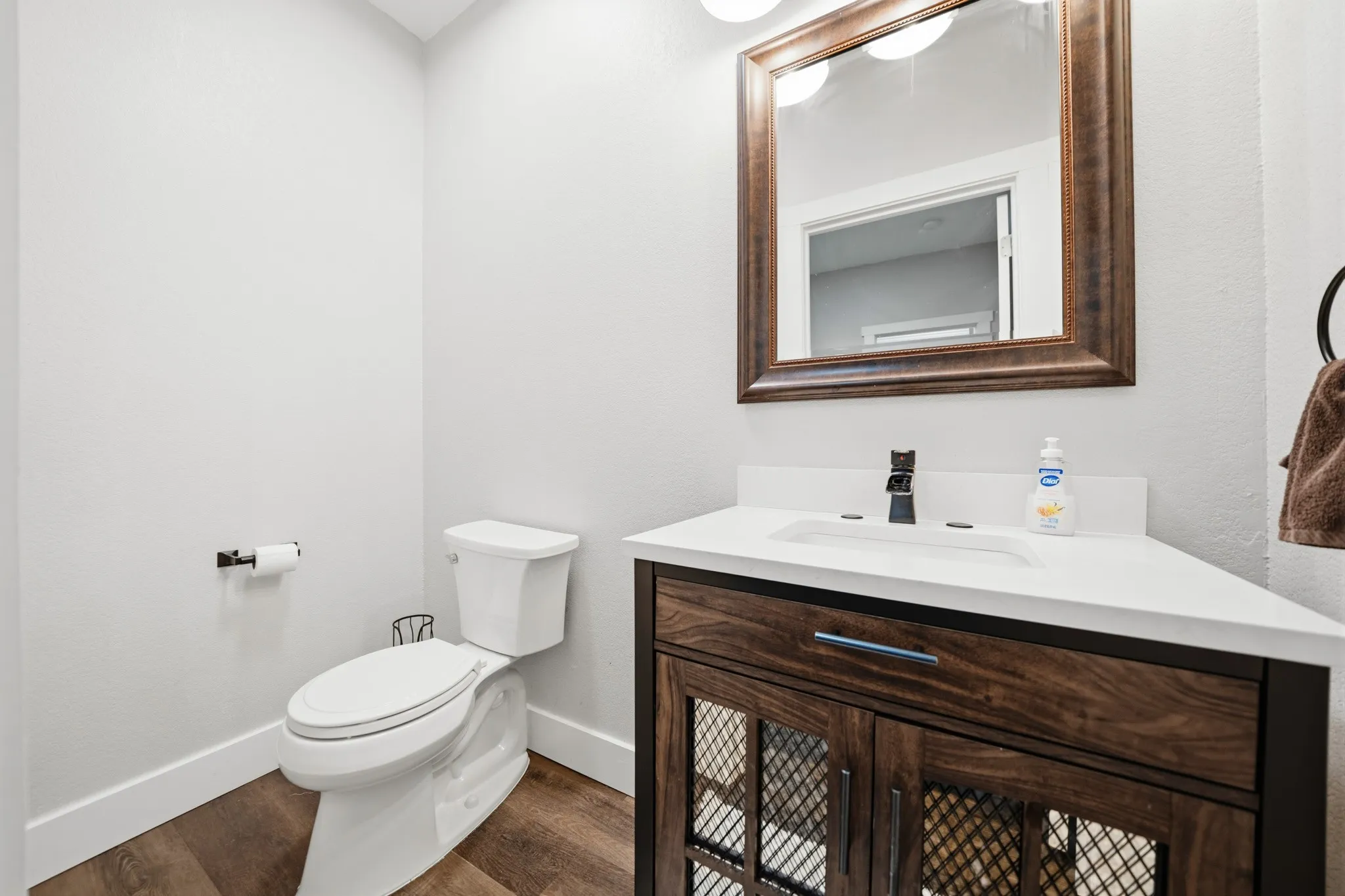 Single Family Residence For Sale in Bosque County , 372 County Road 2547, Meridian, Texas 76665, 4 Bedroom, 3 Bathroom, 3 Garage spaces, 2,800 Sqft, built in 2021, mls#21306569, Real Estate Agent in Meridian, Homes For Sale in Bosque county, Homes For Sale in Meridian, Realtor in Meridian Texas, Real Estate Brokerage Independent Realty Texas, Luminita Cordes Realtor