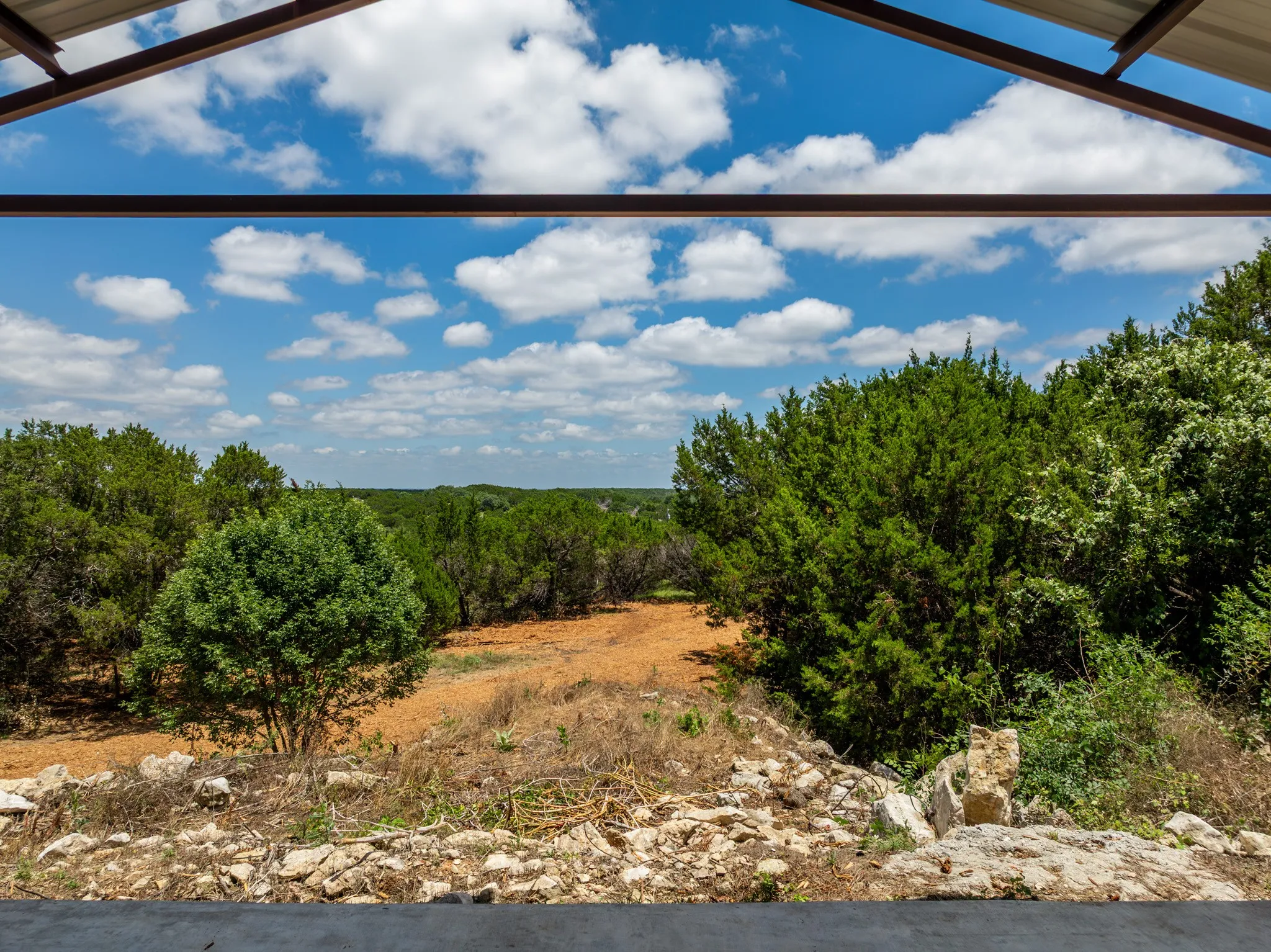 Single Family Residence For Sale in Bosque County , 372 County Road 2547, Meridian, Texas 76665, 4 Bedroom, 3 Bathroom, 3 Garage spaces, 2,800 Sqft, built in 2021, mls#21306569, Real Estate Agent in Meridian, Homes For Sale in Bosque county, Homes For Sale in Meridian, Realtor in Meridian Texas, Real Estate Brokerage Independent Realty Texas, Luminita Cordes Realtor